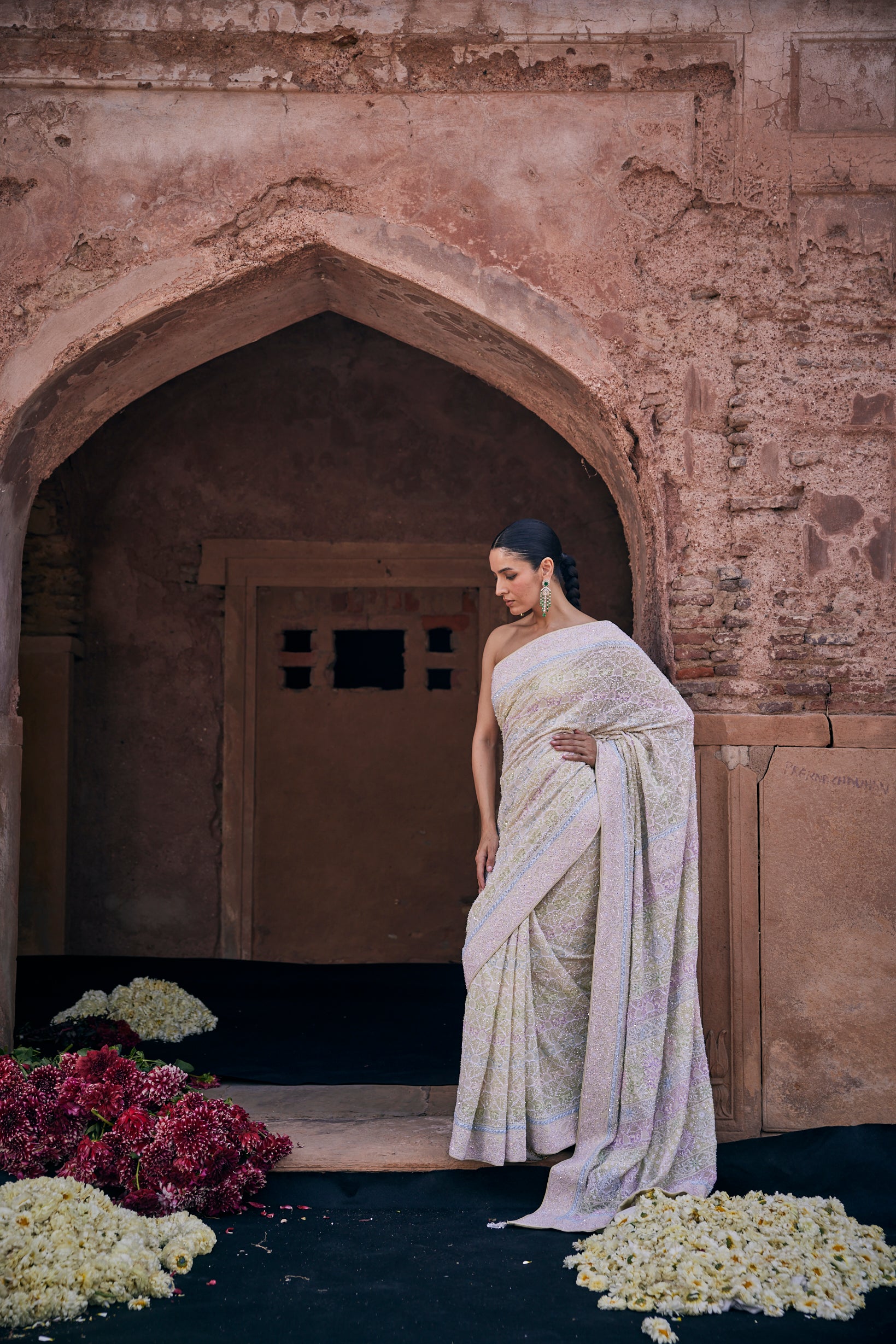 Maya Saree - Yellow Georgette Do - Taar Chikankari Saree