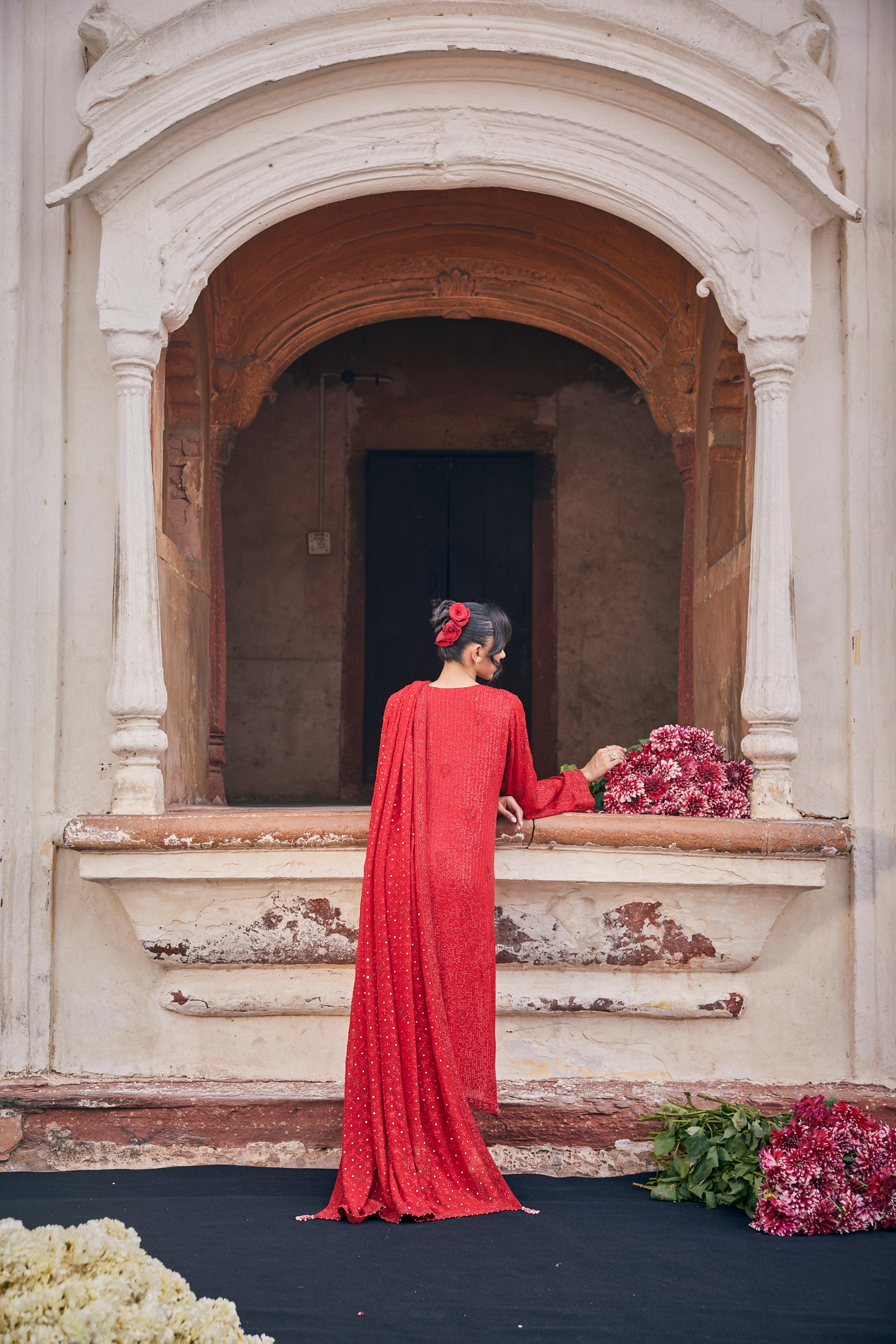 Gul-Naaz Kurta Set - Red Do-Taar Chikankari Kurta Set
