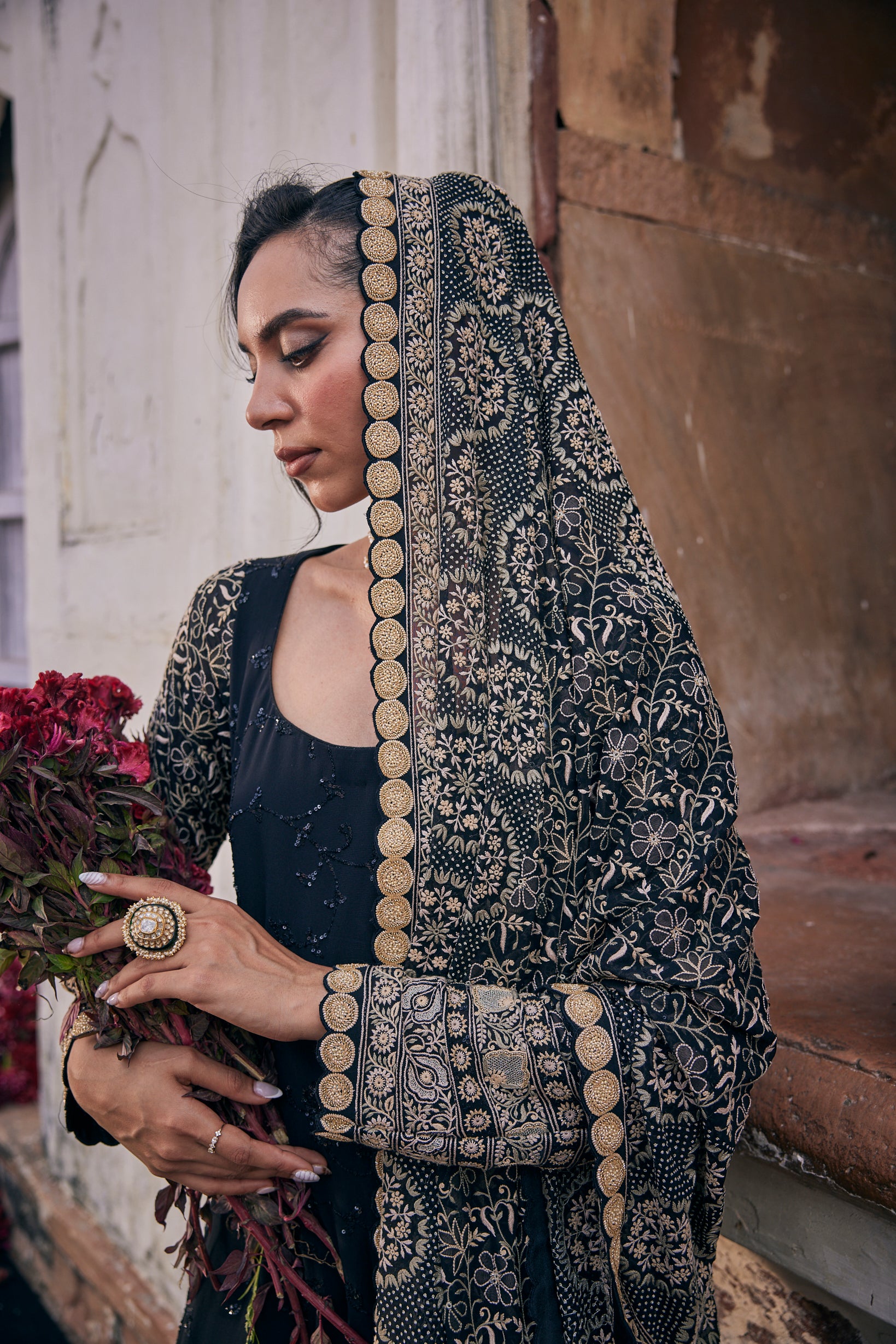 Zaira Kurta Set - Black Do-Taar Chikankari Kurta Set