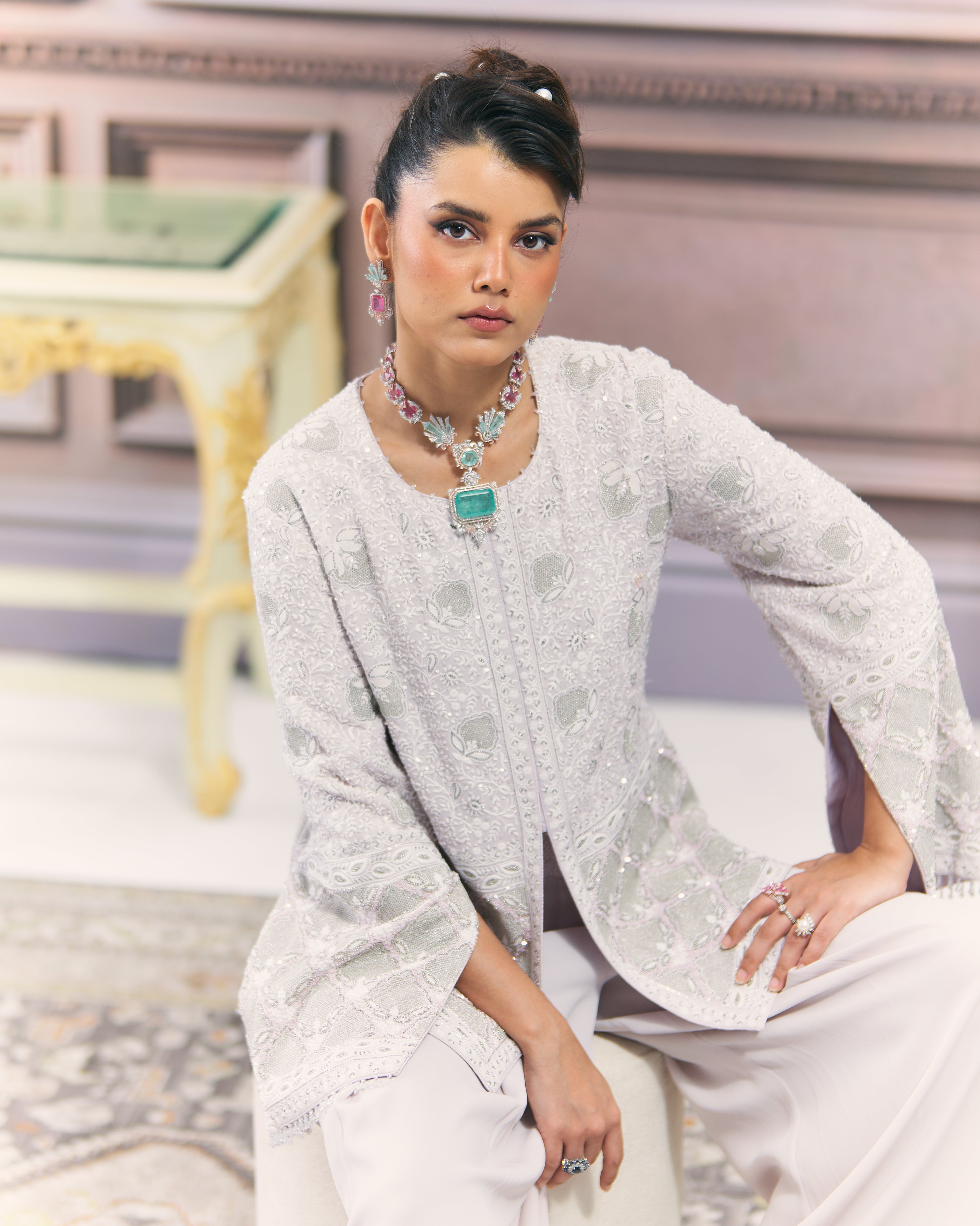 Lilac Georgette Ek Taar Chikankari Gilet Set