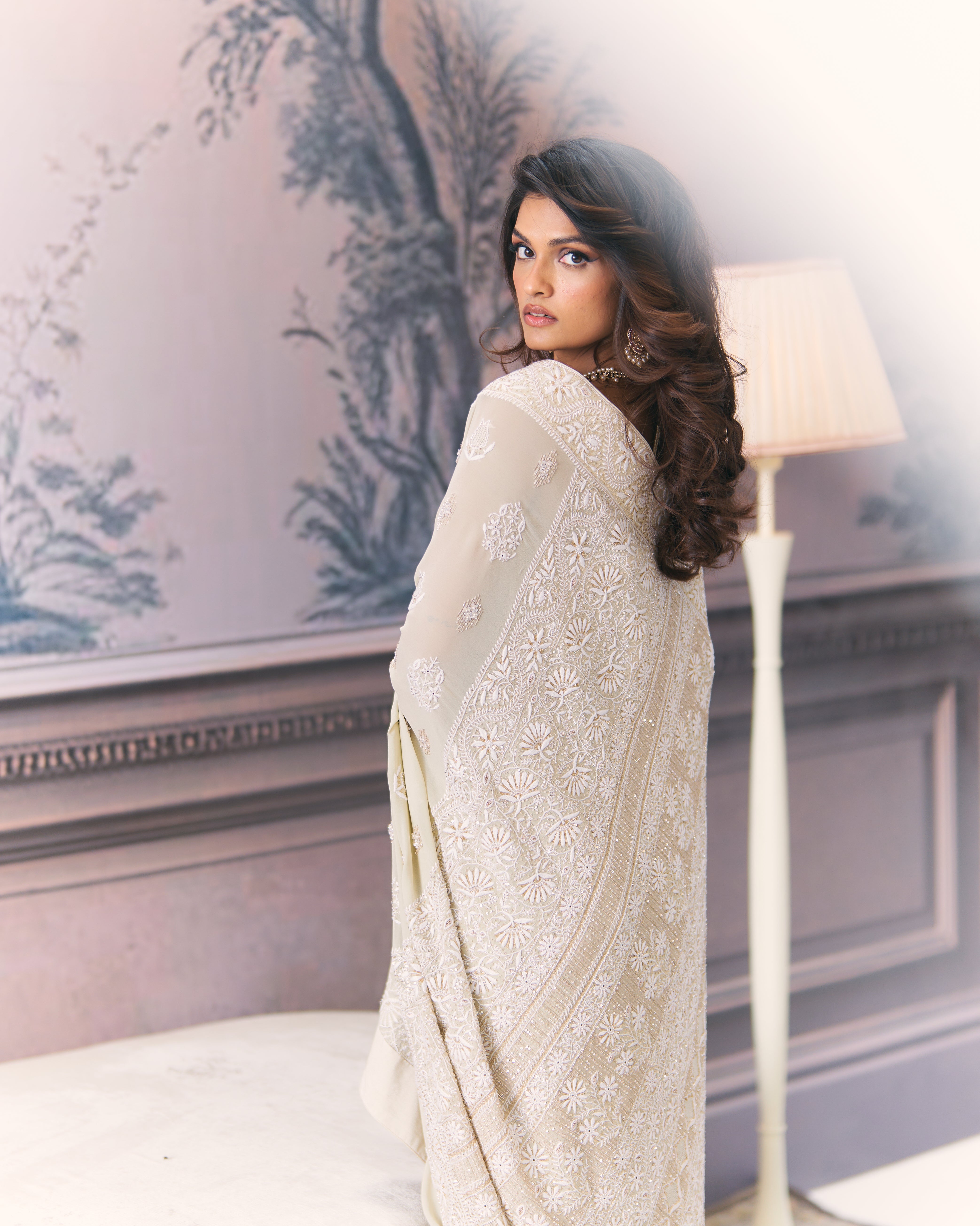 Beige Ek-Taar Chikankari Saree