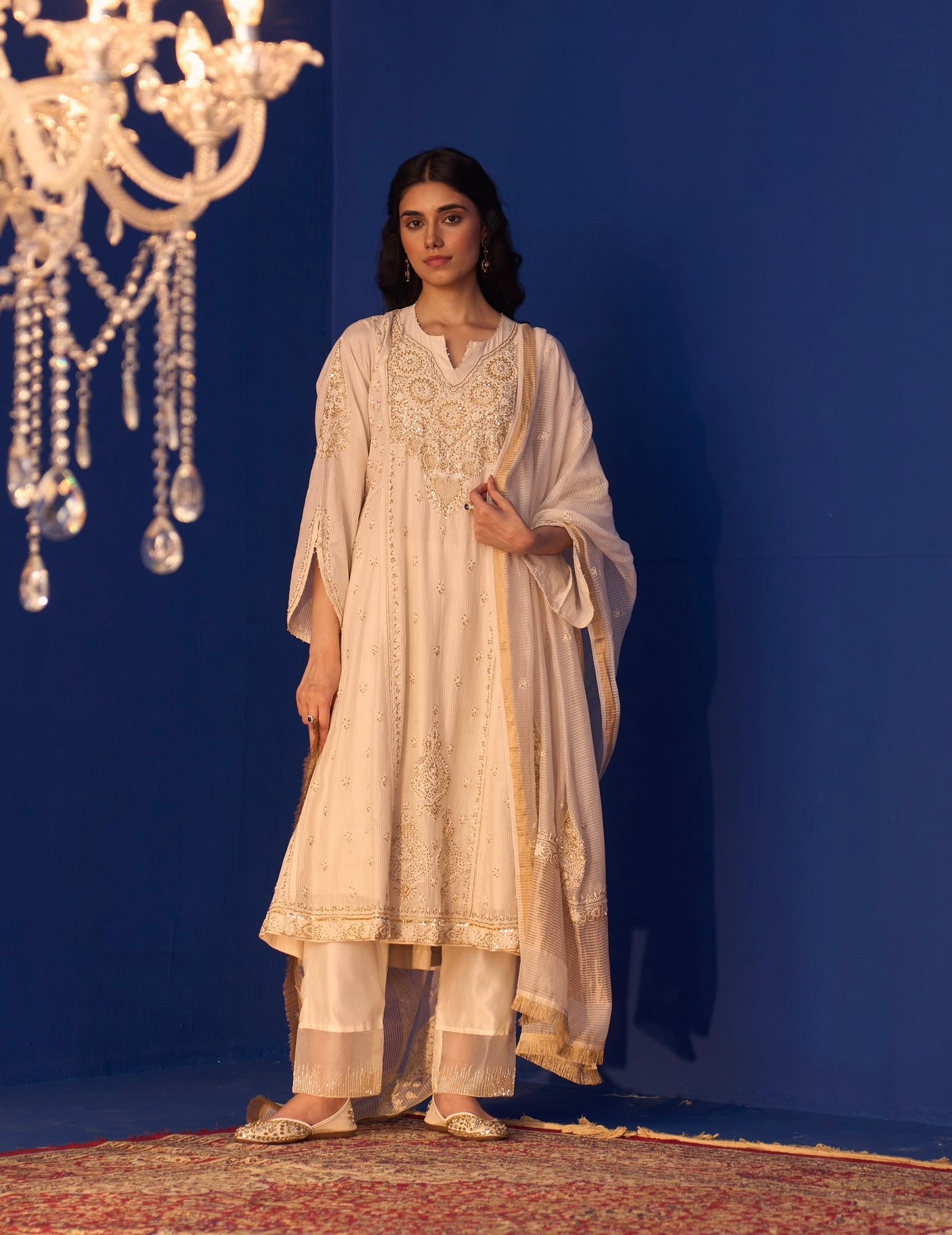 White Maheshwari Chikanakri Anarkali Set