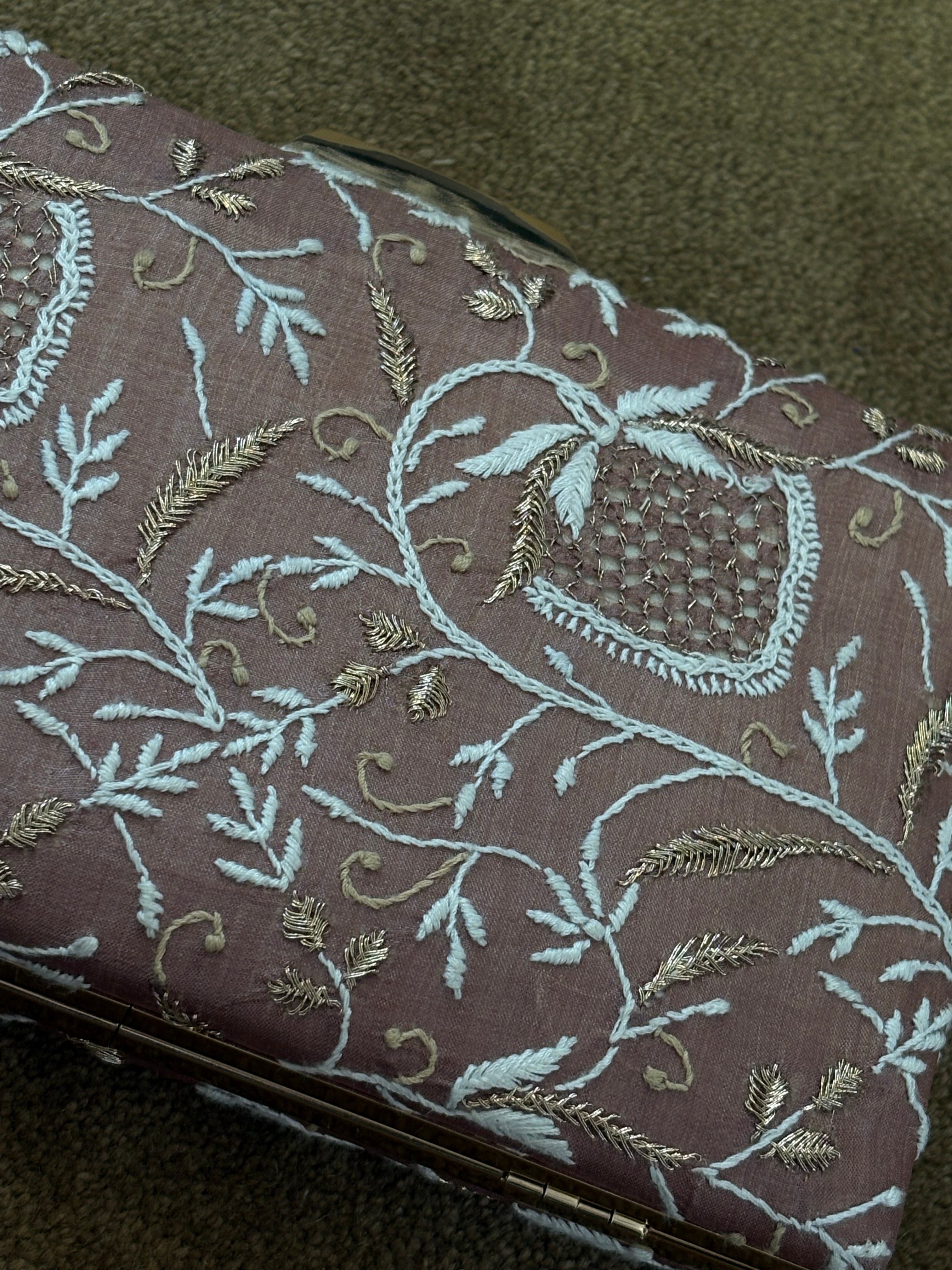 Mauve Chikankari Clutch