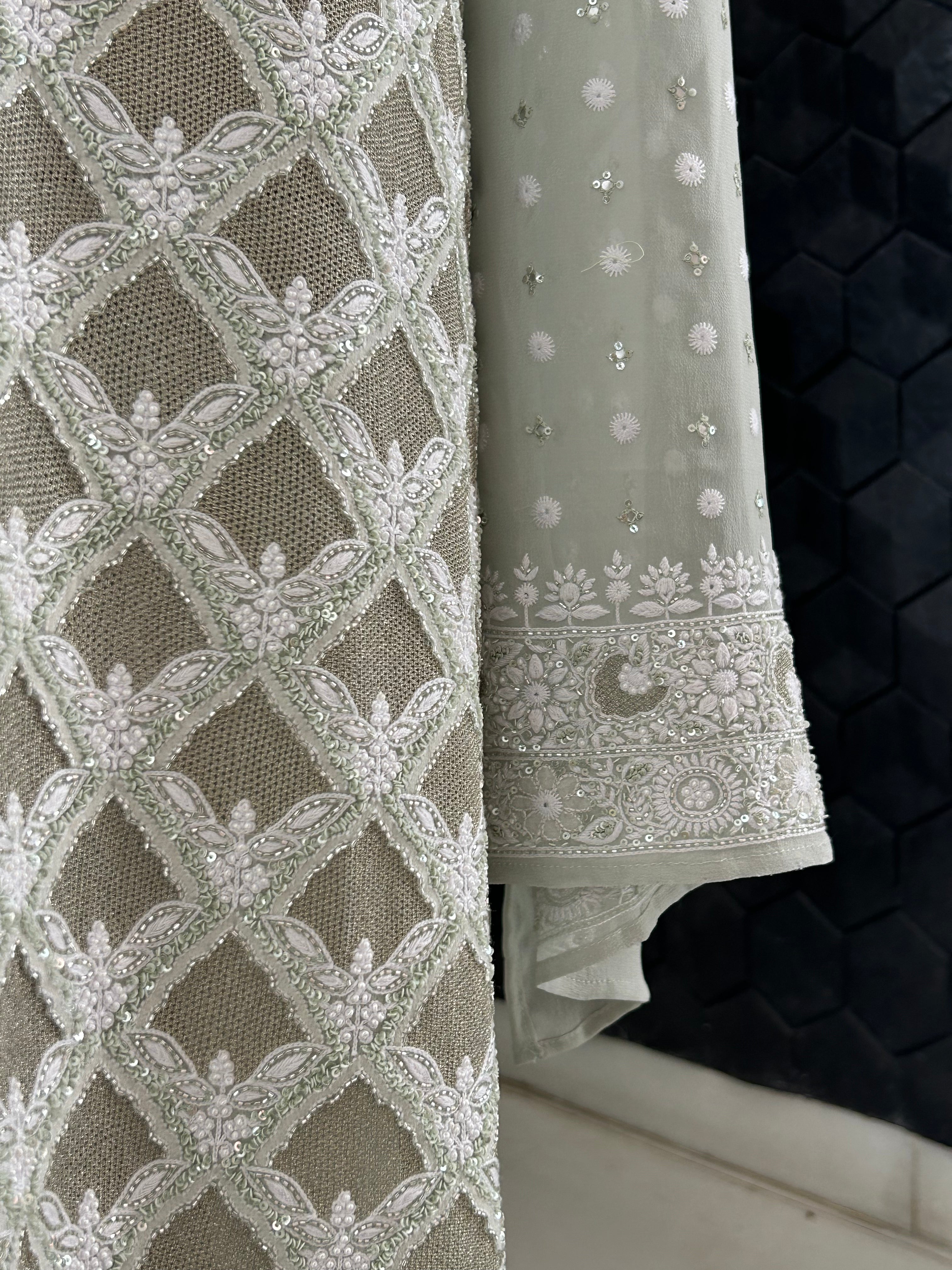 Green Ek Taar Georgette Chikankari Kurta Set