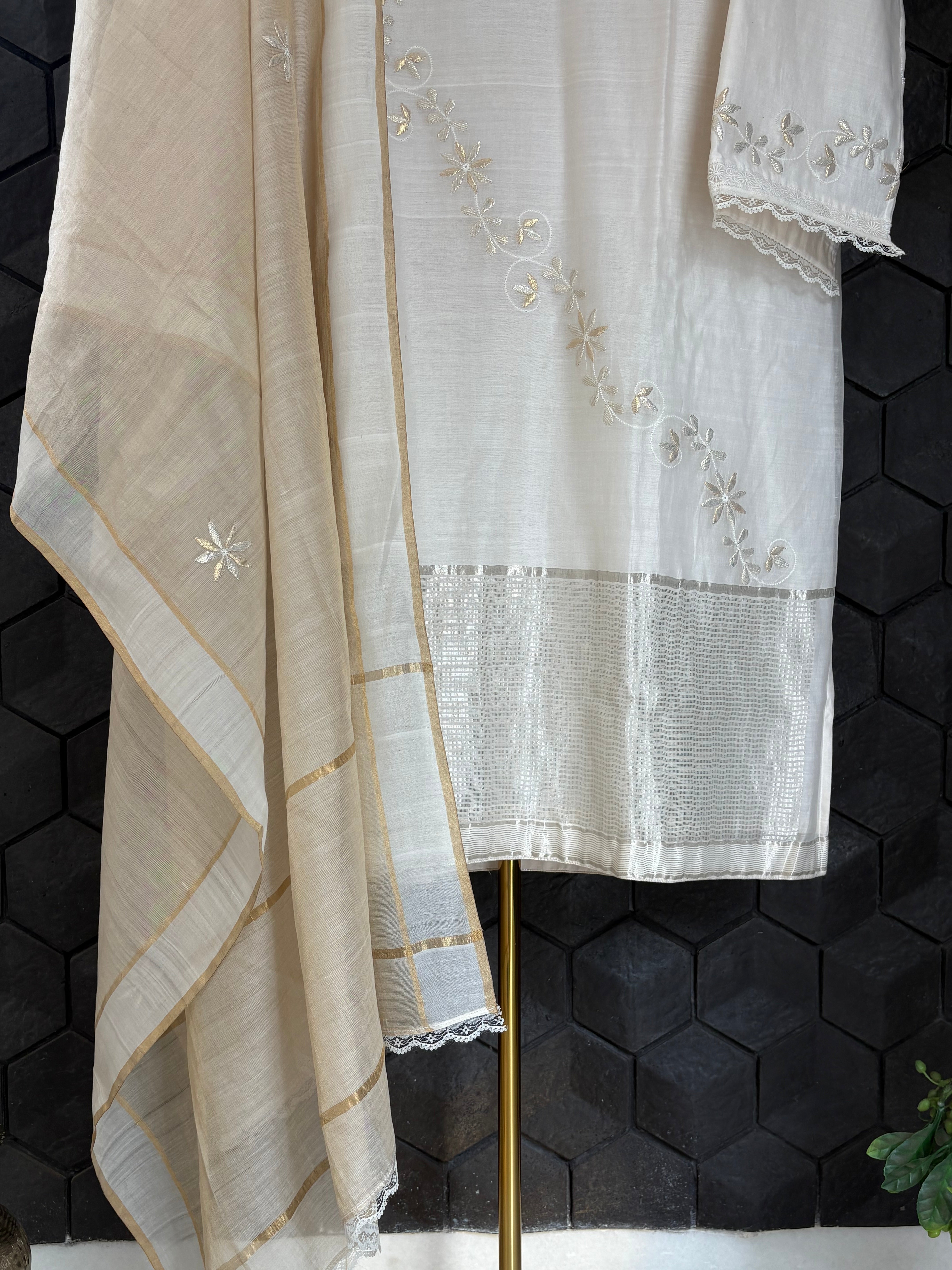Off White Chanderi Chikankari Kurta Set