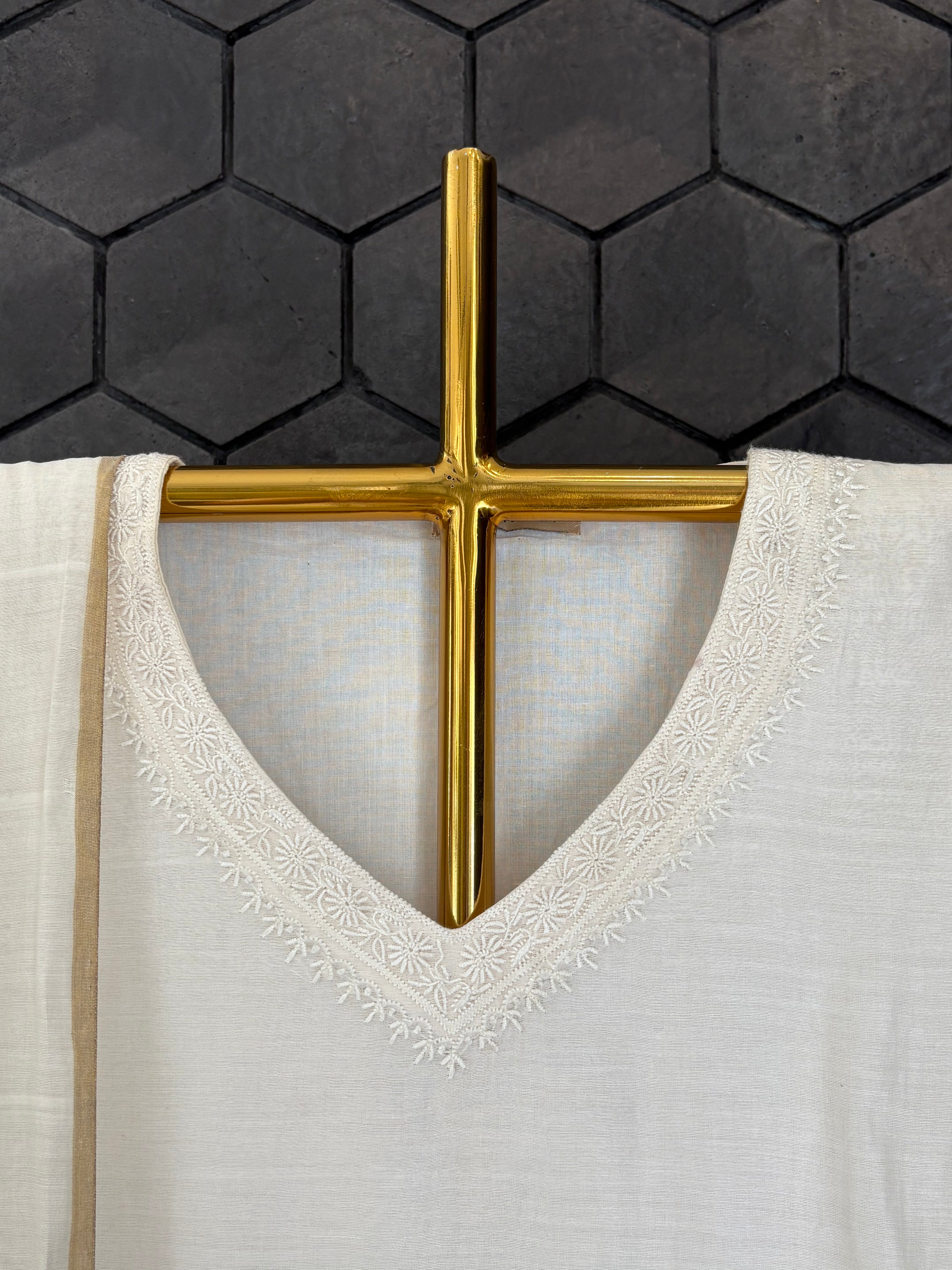 Off White Chanderi Chikankari Kurta Set