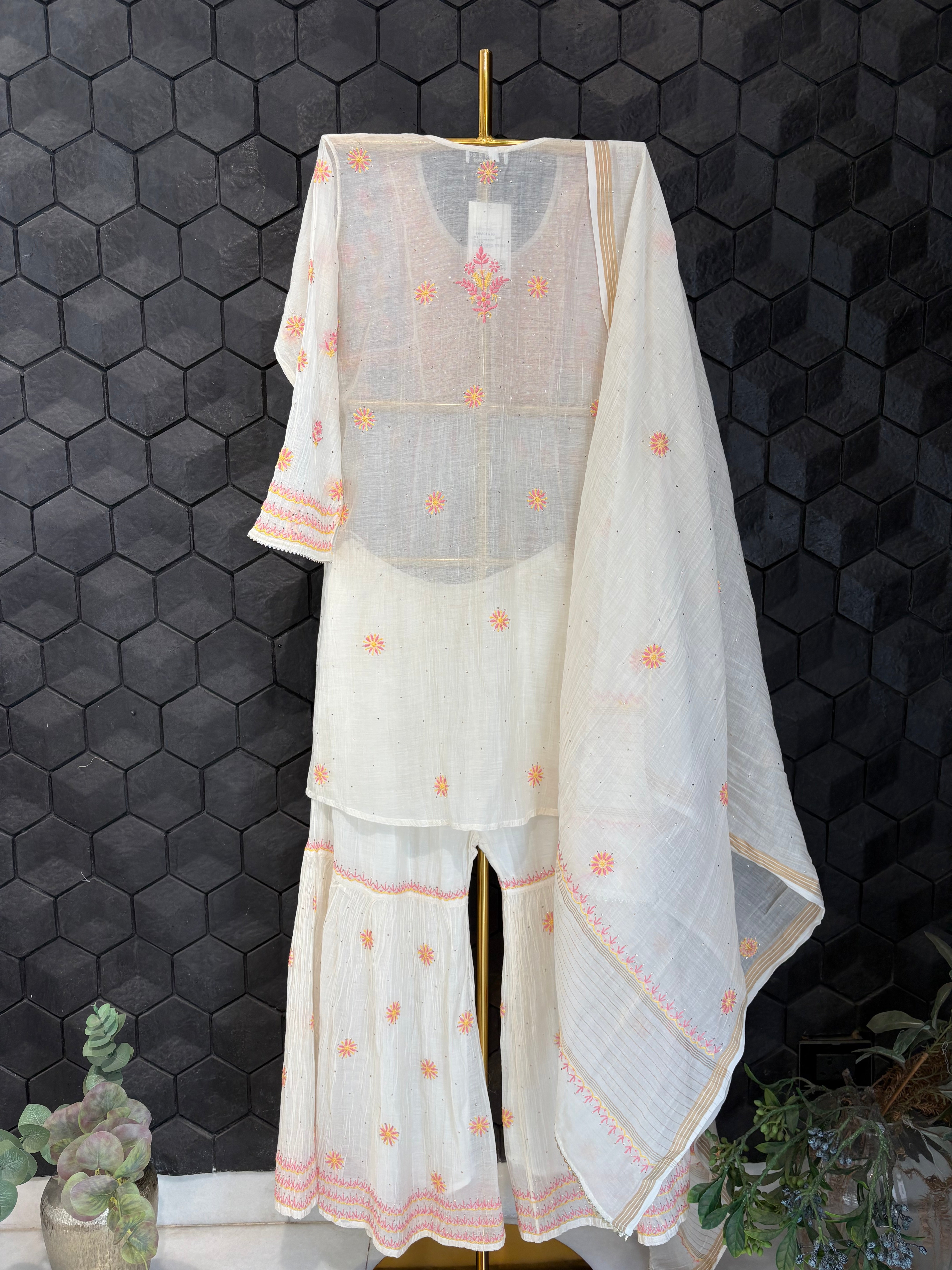 Multi Thread Mul Chanderi Chikankari Garara Set