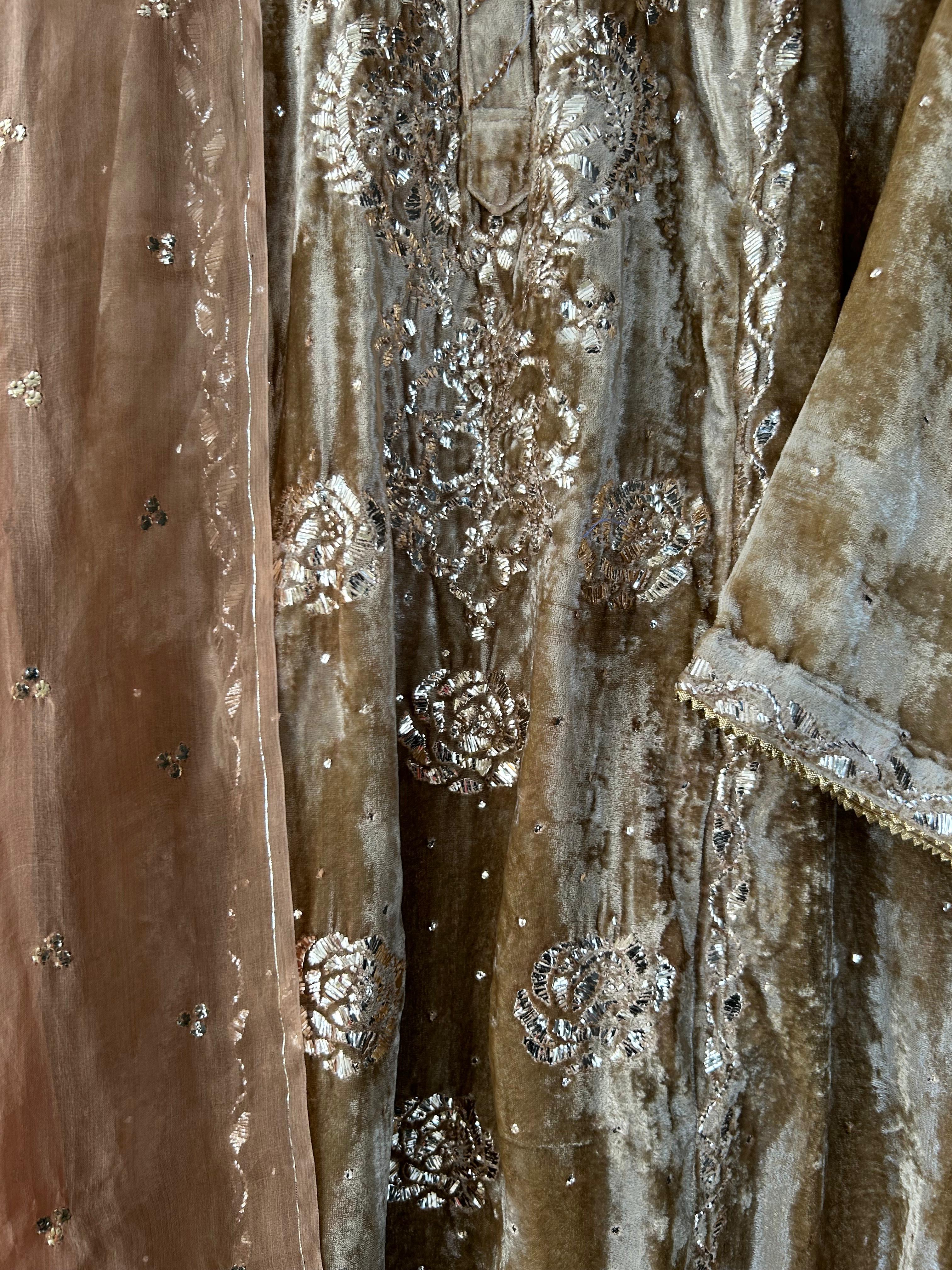 Brown Velvet Mukaish suit set