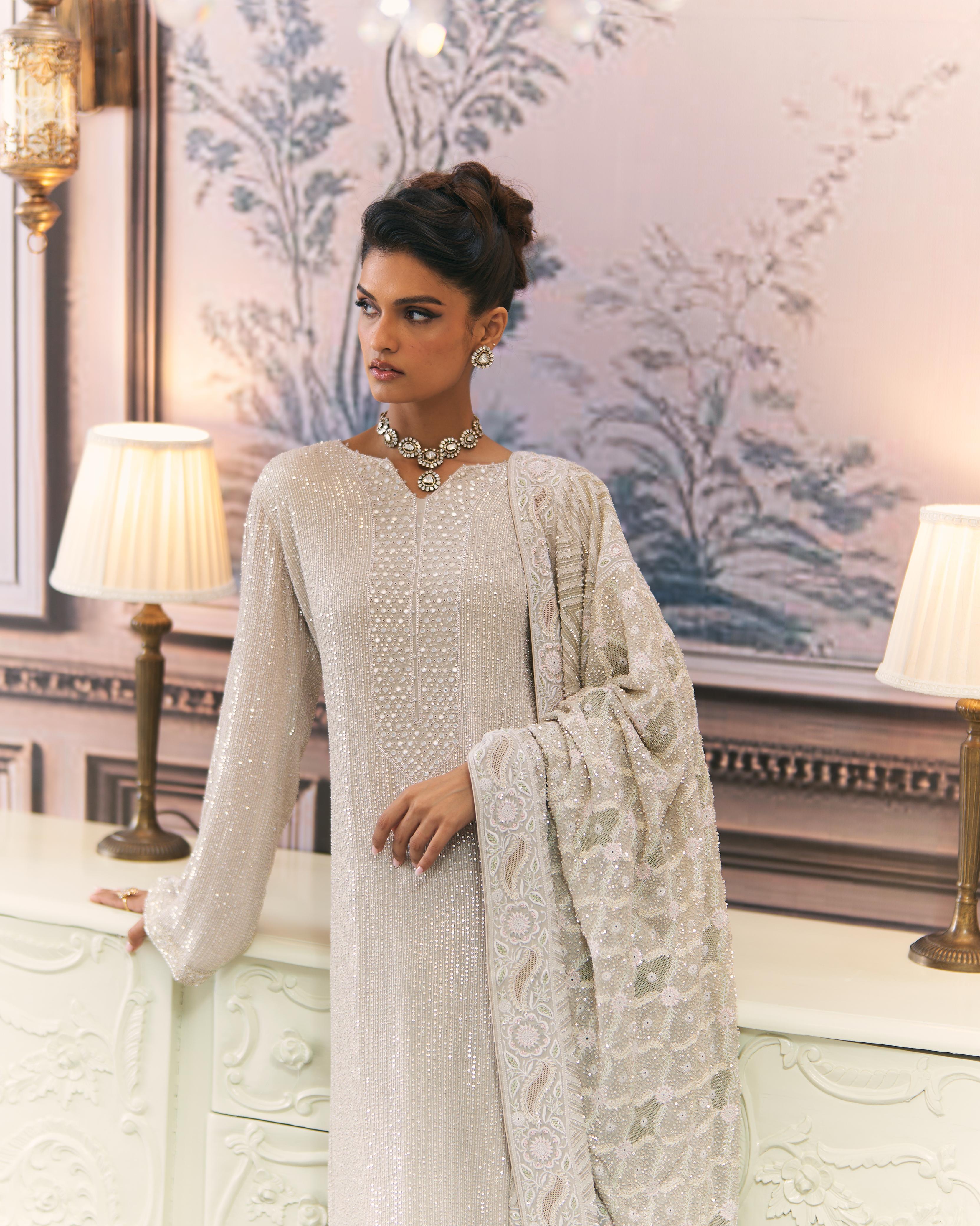 Grey Statament Heavy Chikankari Dupatta Set