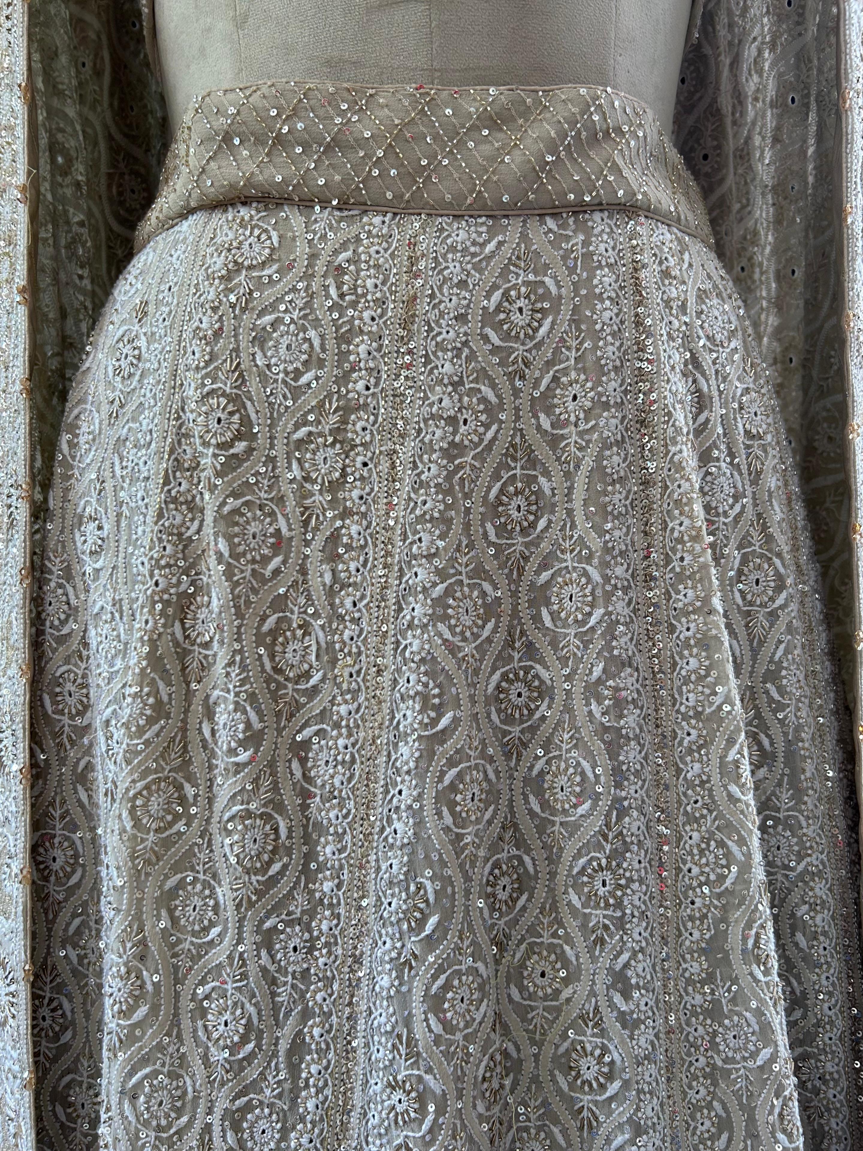 Ivory Georgette Ek -Taar Chikankari Lehenga Set