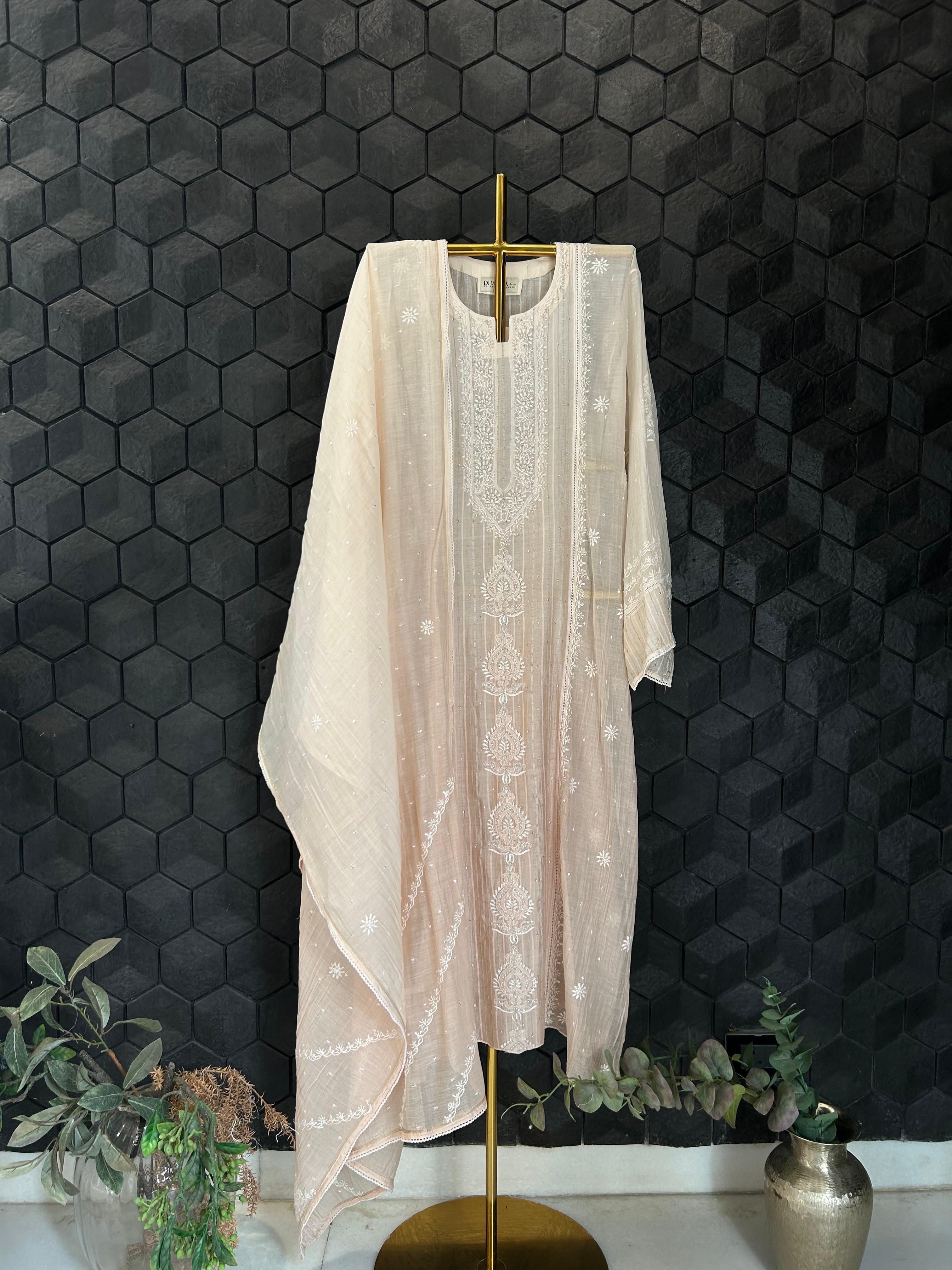Peach mul chanderi chikankari kurta set