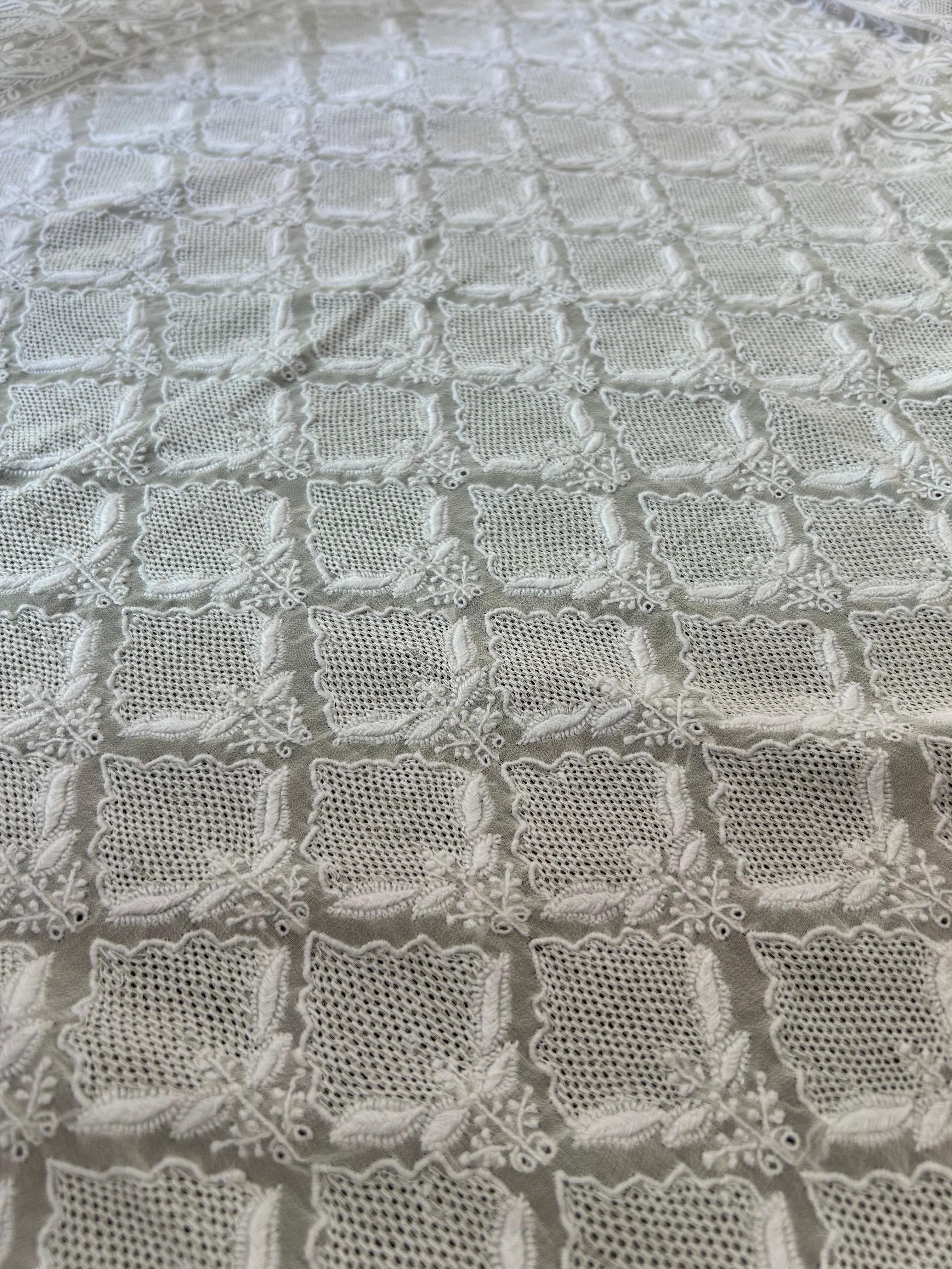 White Georgette ek - taar chikankari lehenga set