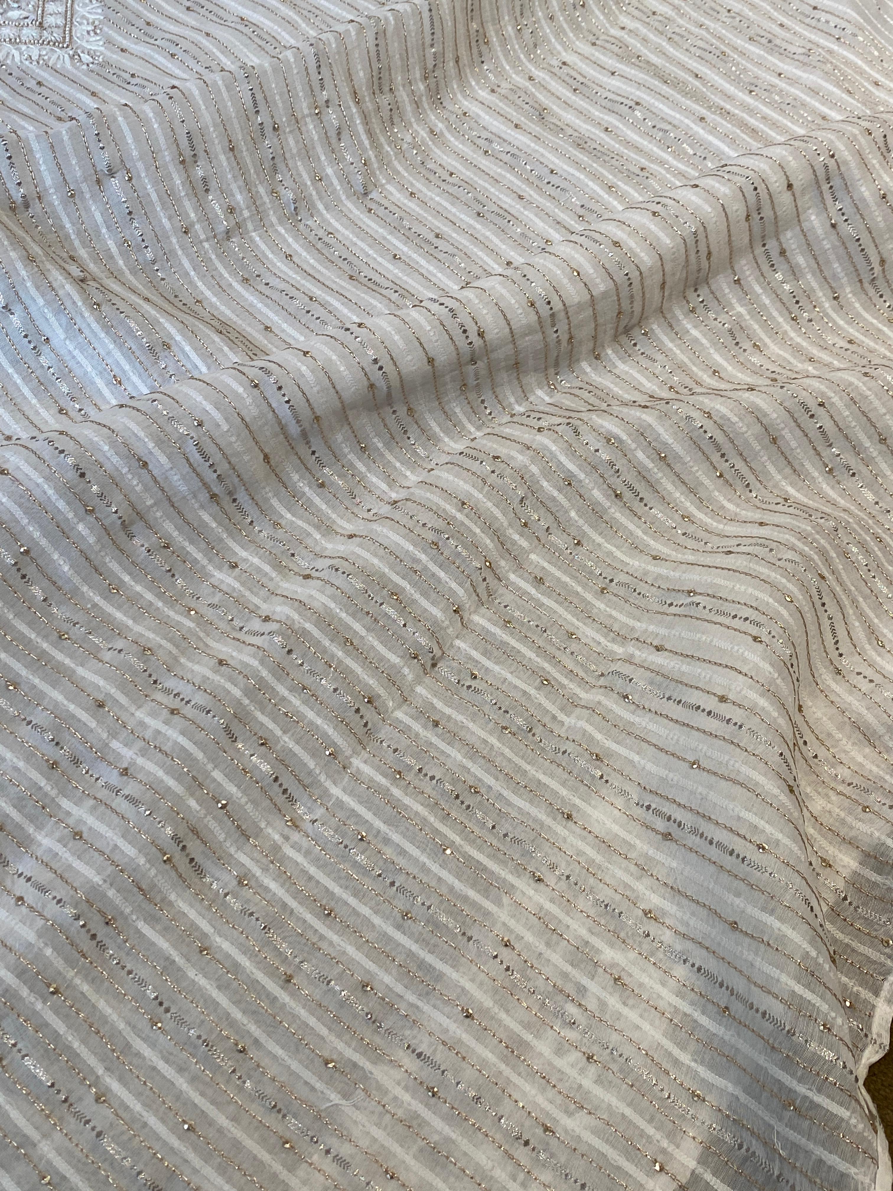 White mul chanderi chikankari men kurta