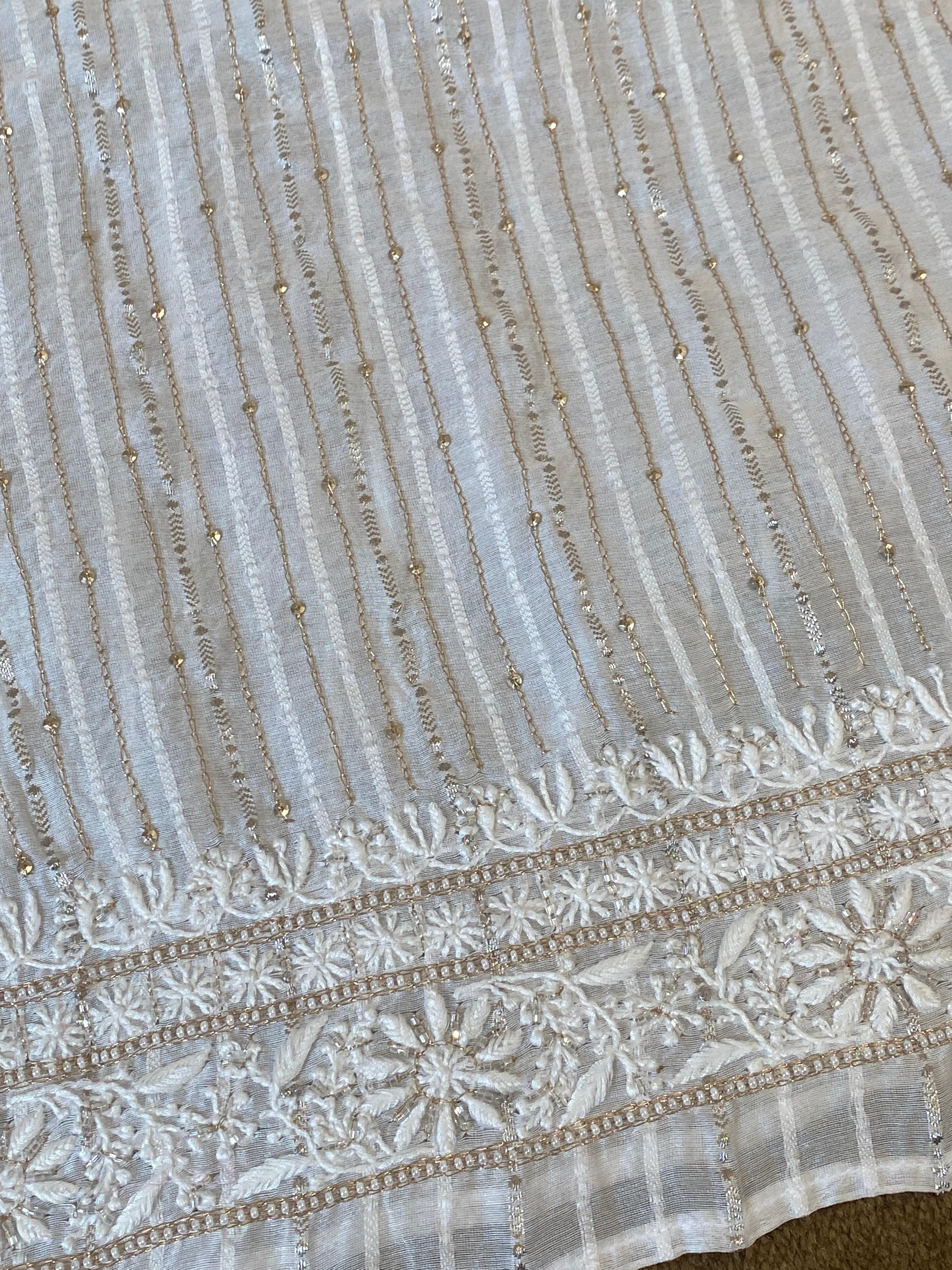 White mul chanderi chikankari men kurta