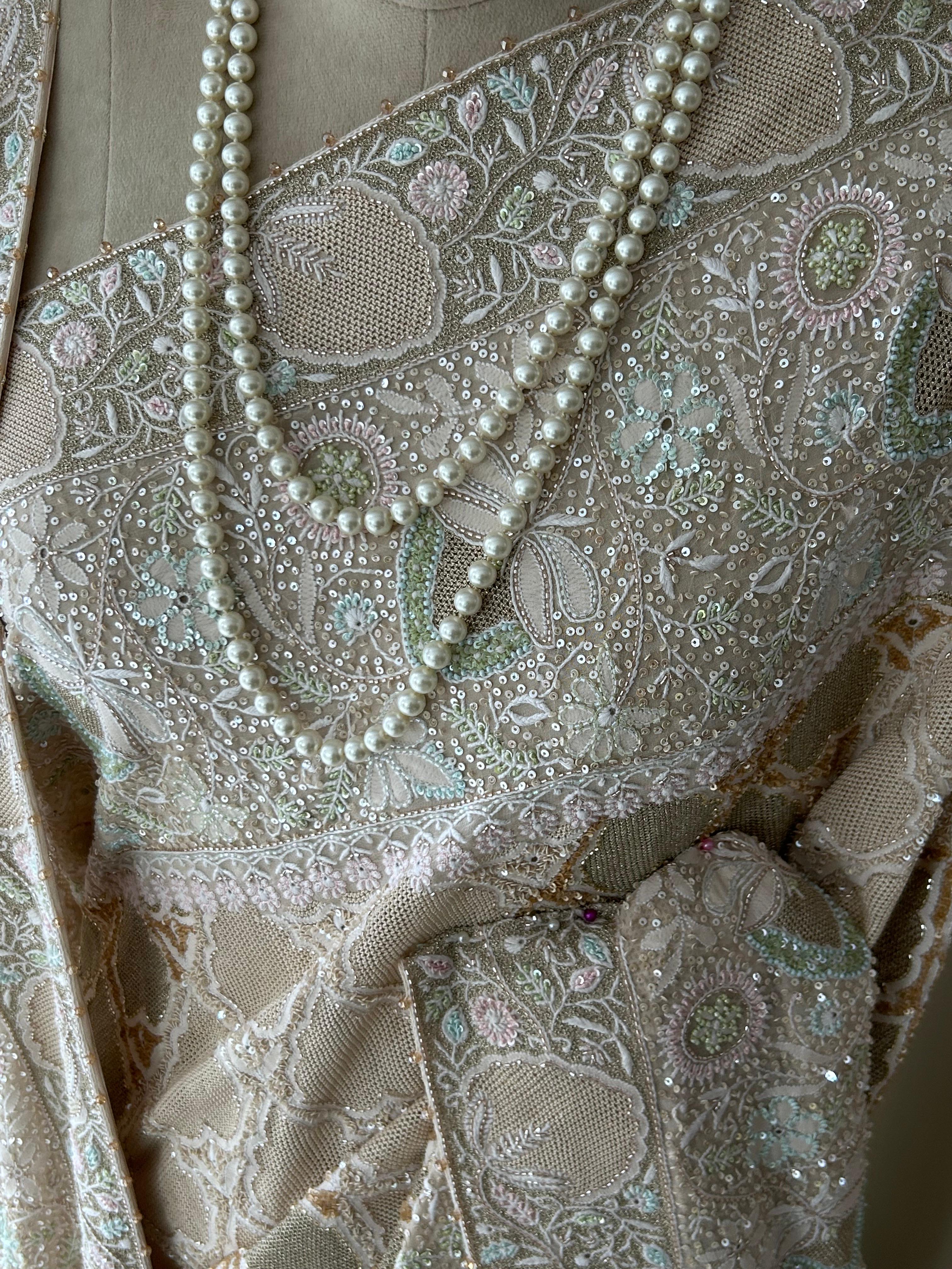 Ivory ek-taar georgette chikankari saree