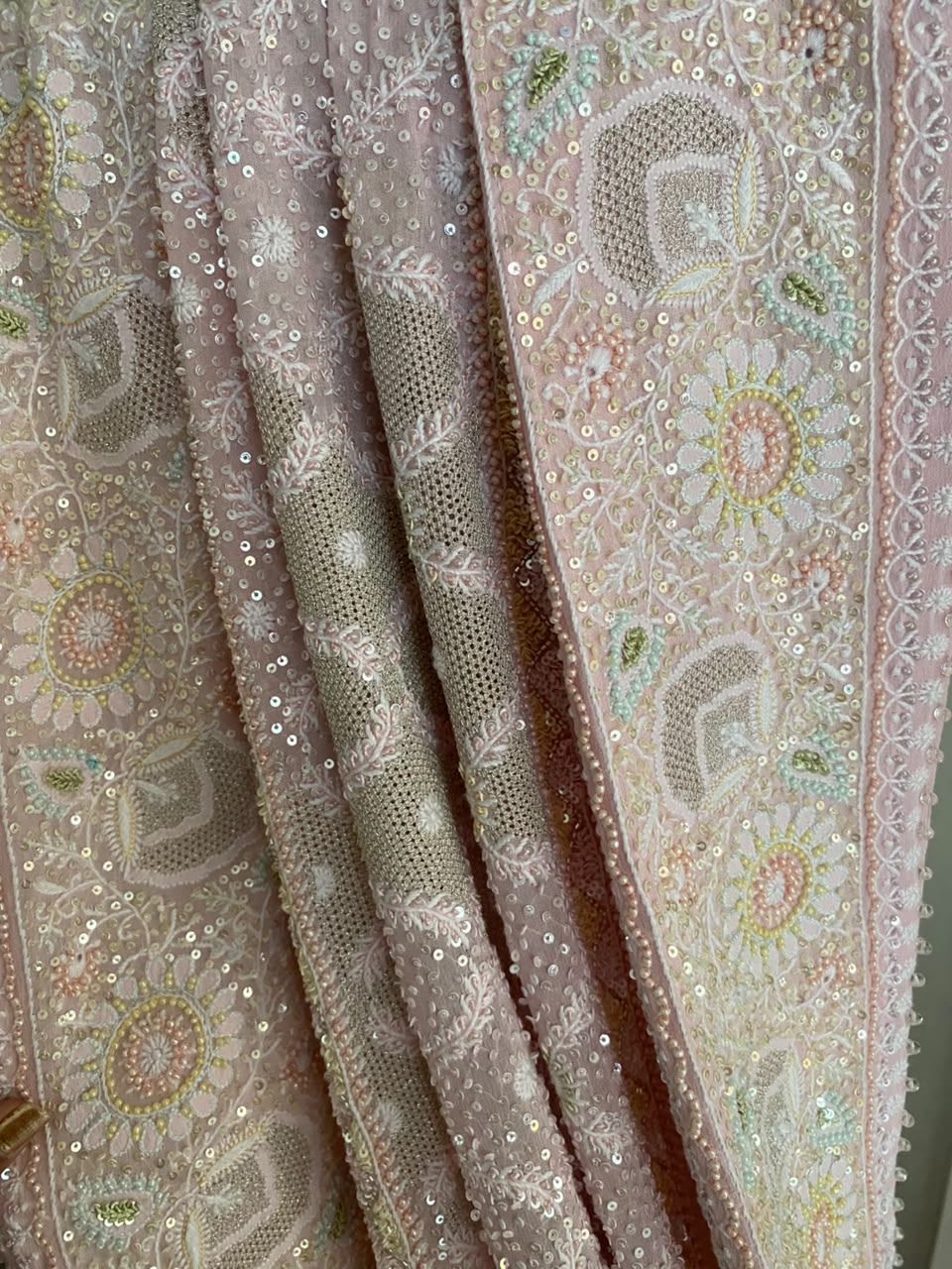 Pink georgette ek-taar chikankari dupatta