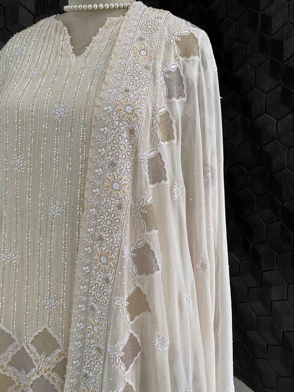Ek-taar duo-toned kasab jaali sharara set