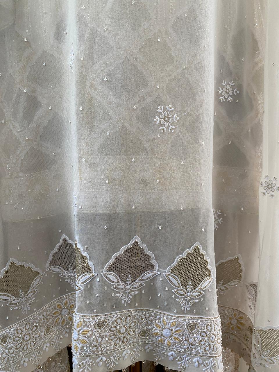 Ek-taar duo-toned kasab jaali sharara set