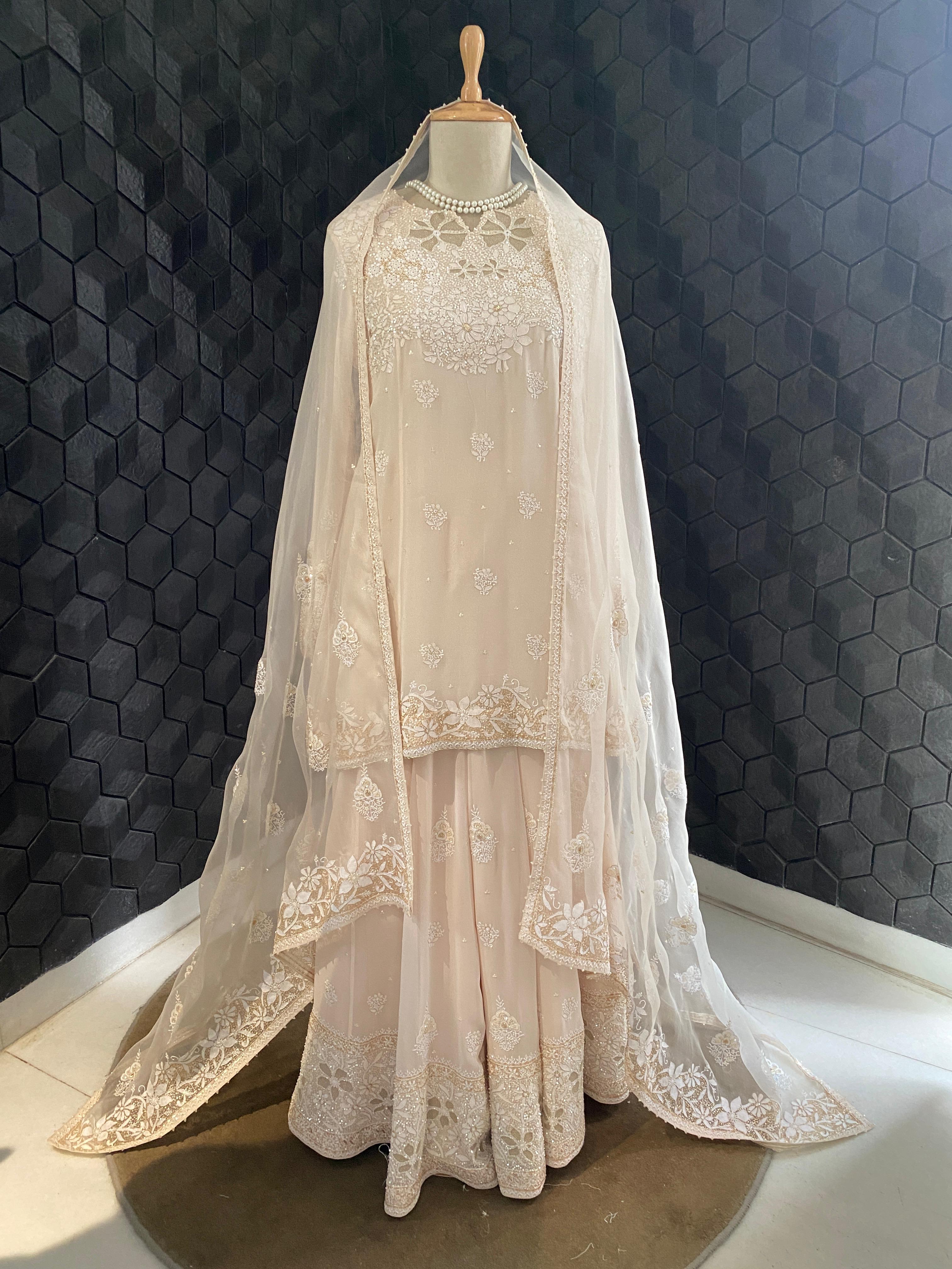 Ek-taar kasab jaali Floral boota Sharara set