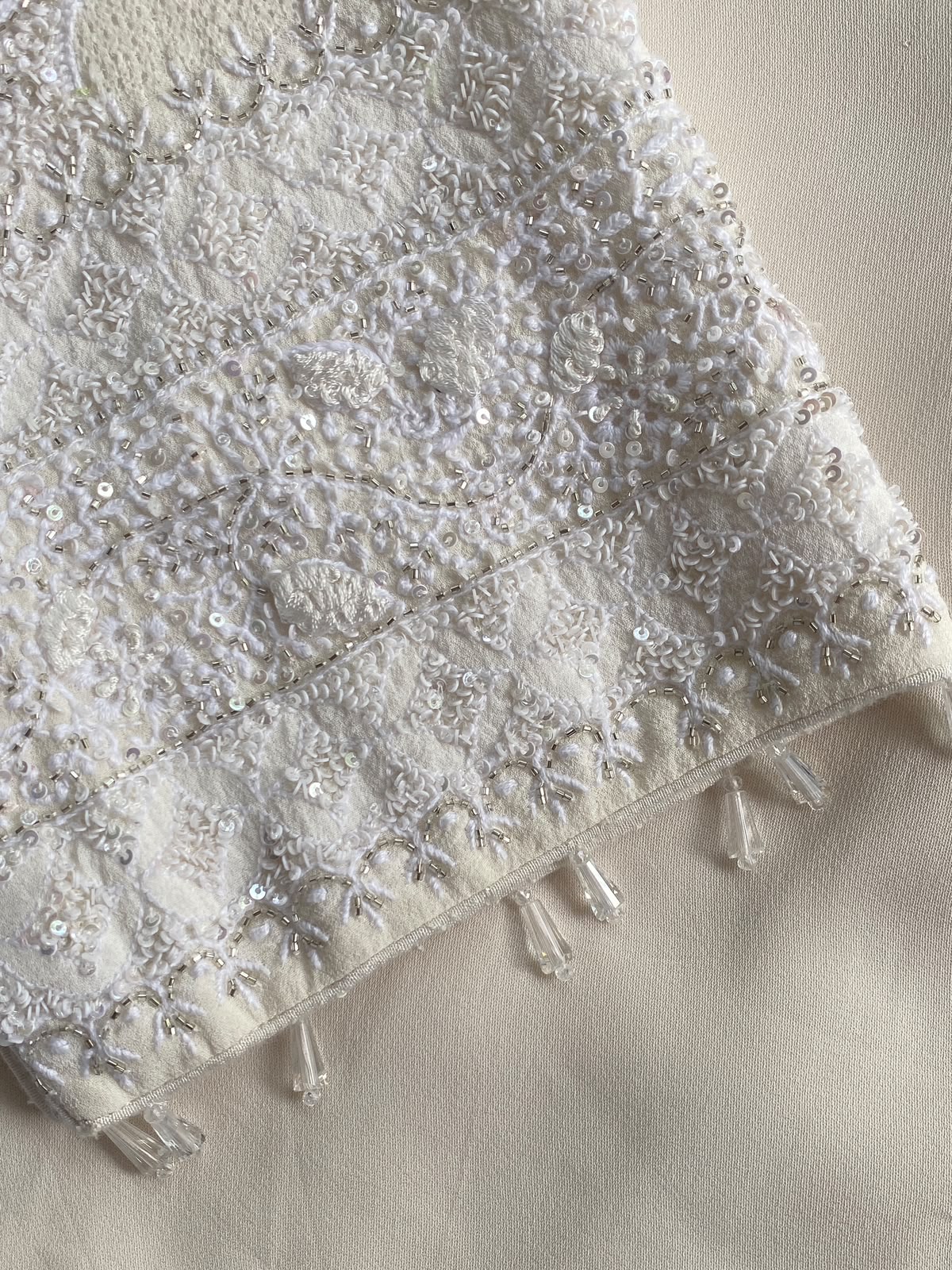 White georgette Chikankari gilet-set