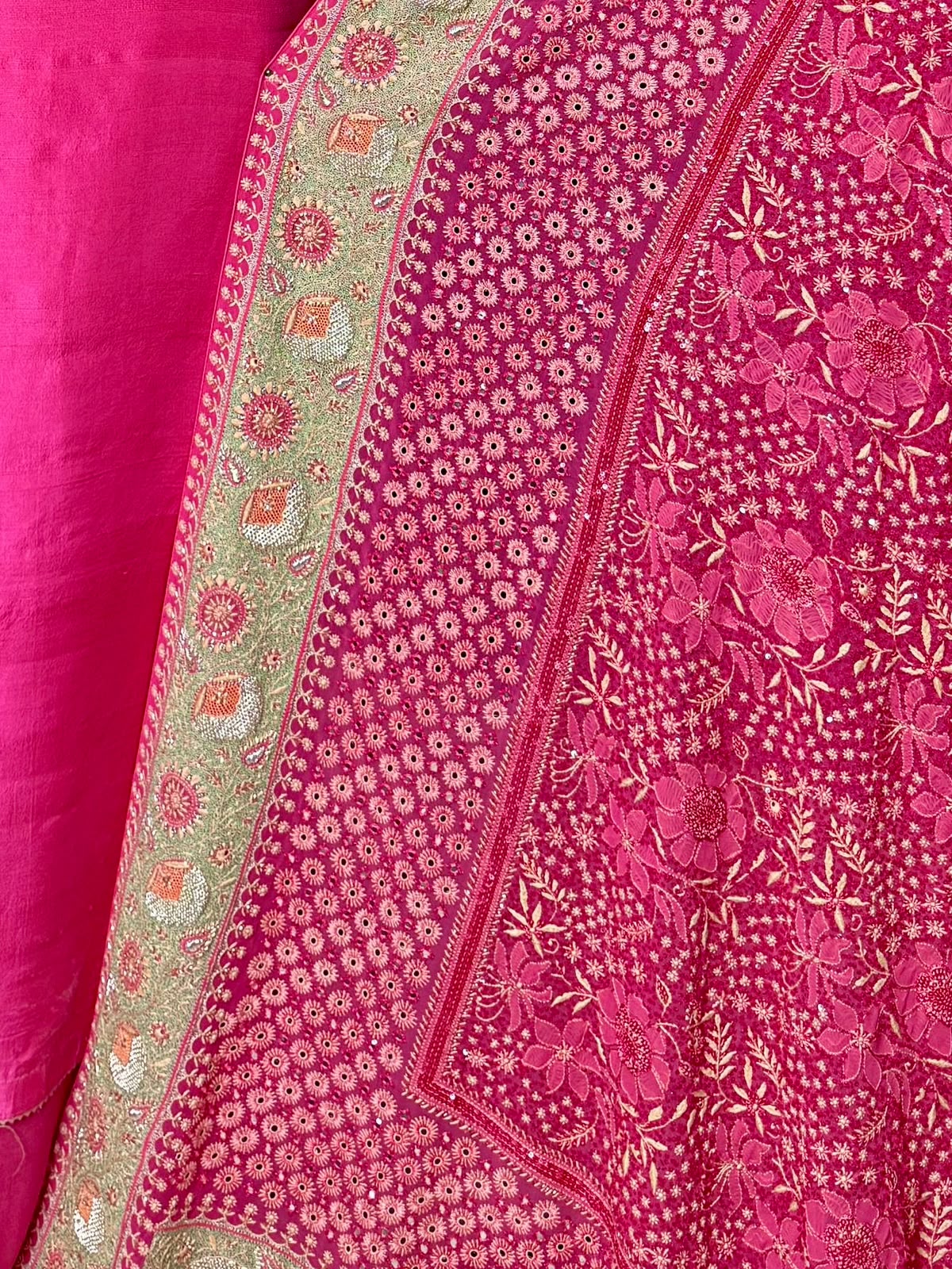Yami Gautam in Dhaaga Doli Suit Set