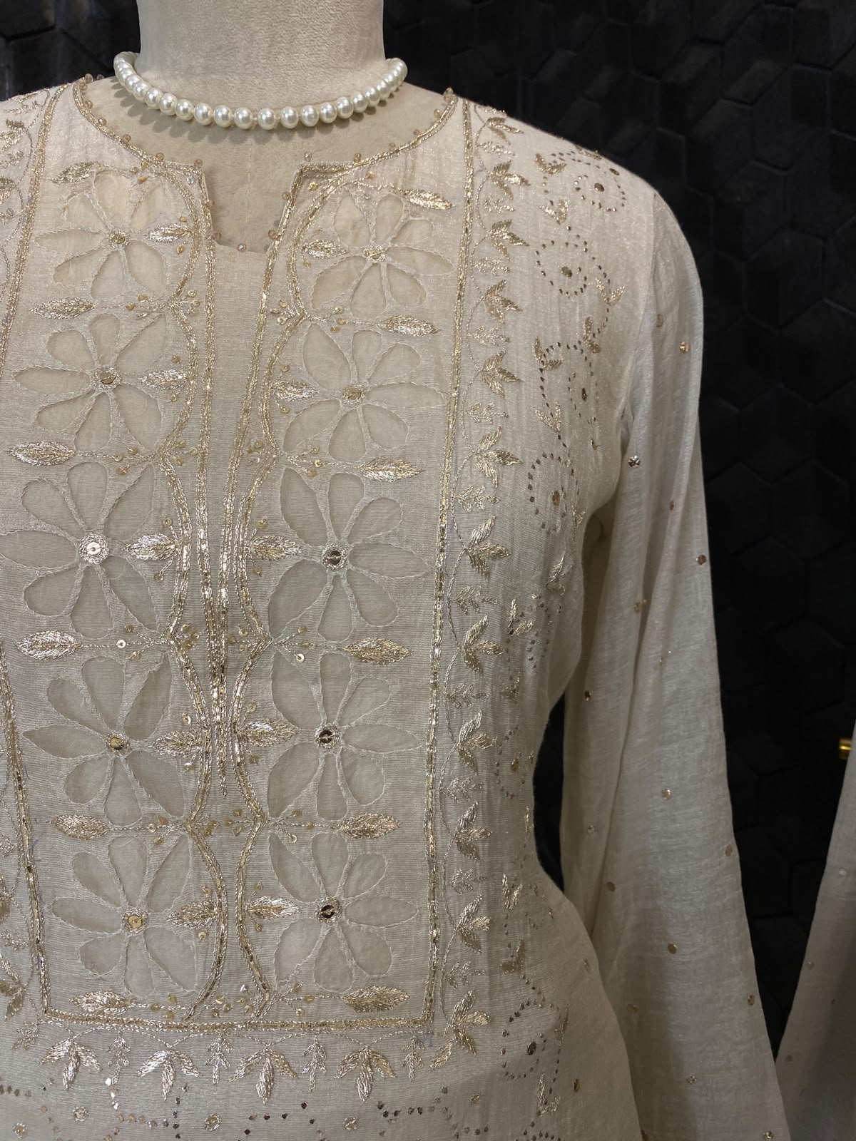 Golden Tissue Kurta Set with Statement Daraz Work