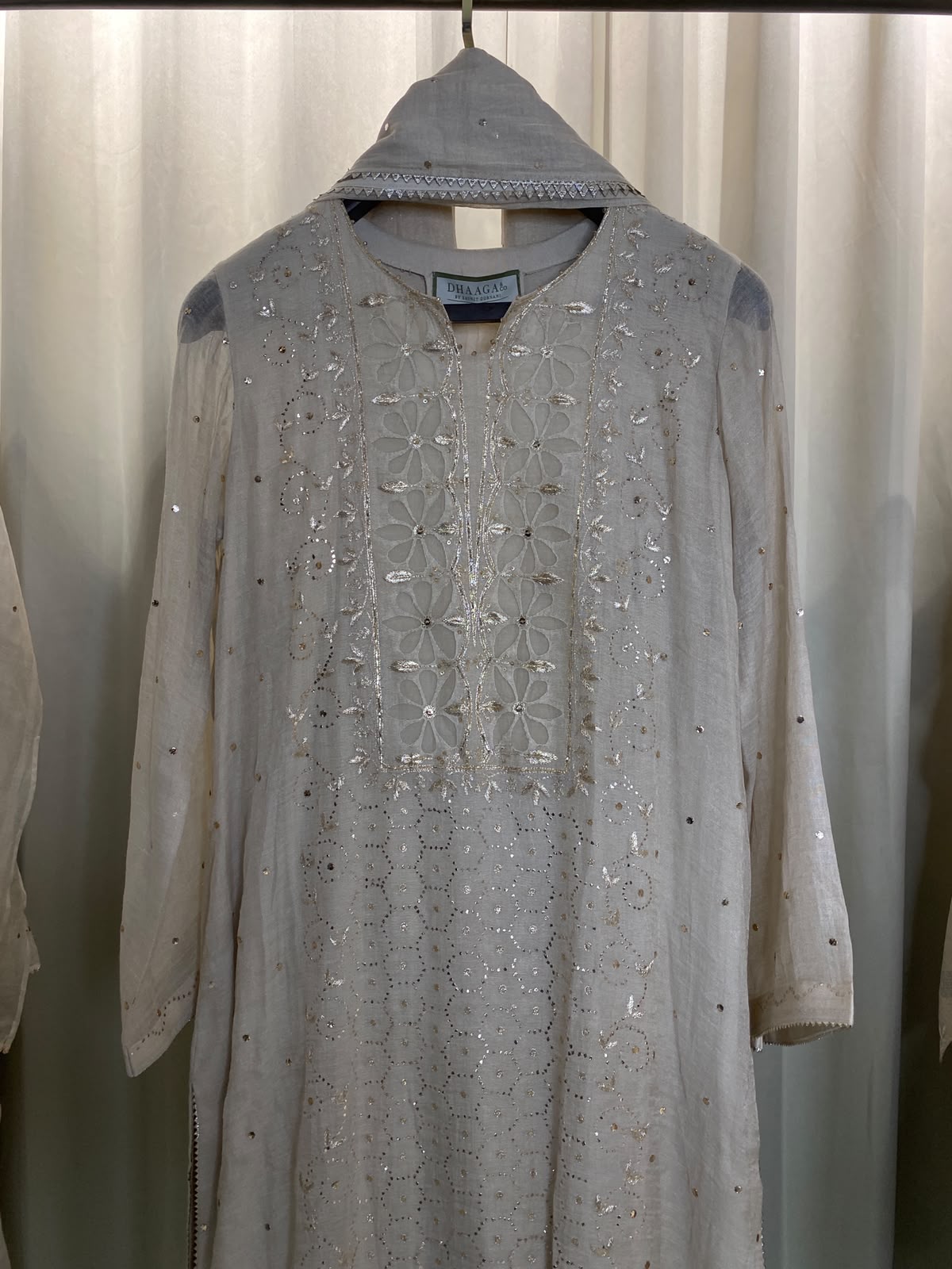 Golden Tissue Kurta Set with Statement Daraz Work