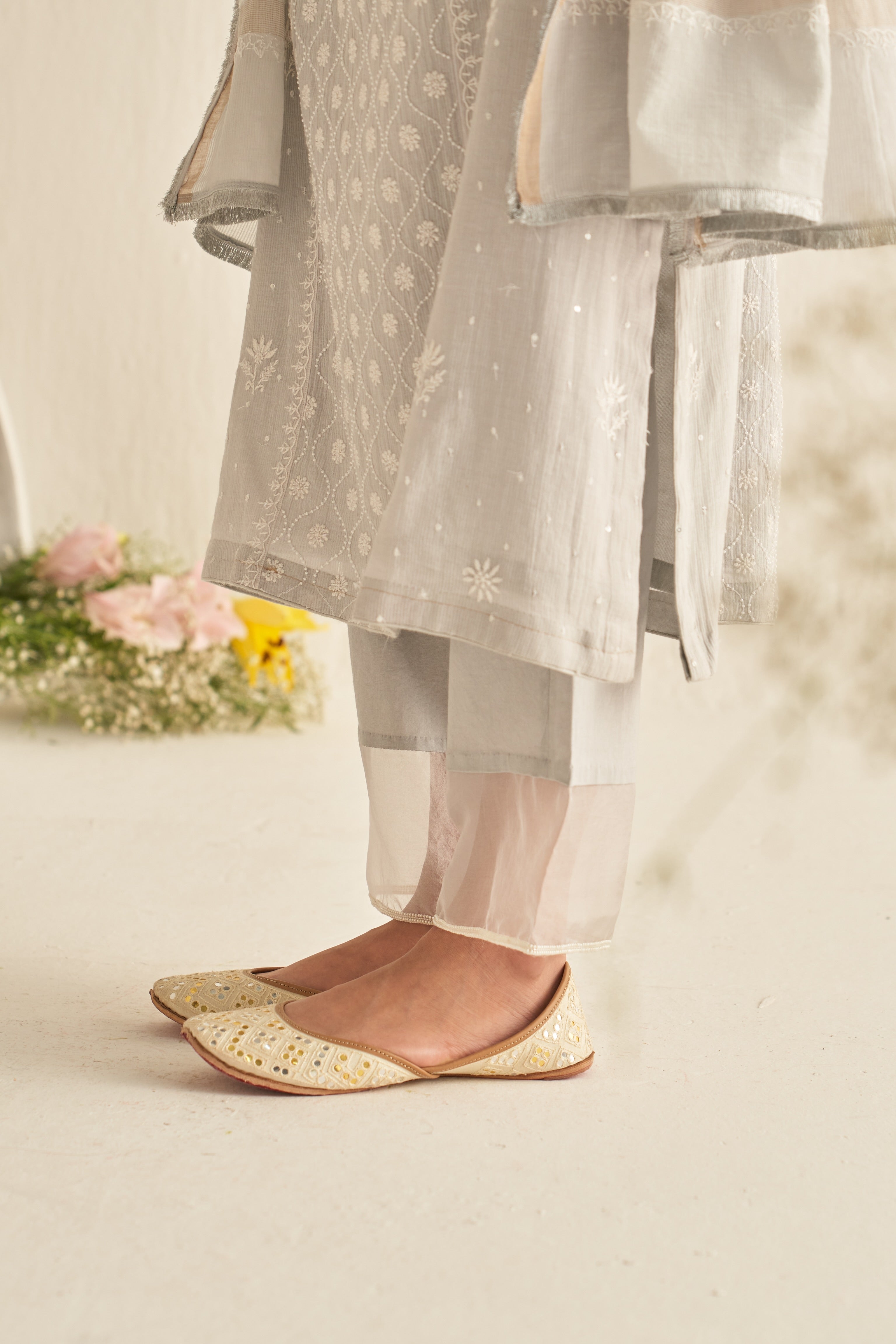 Light grey Maheshwari straight kurta set