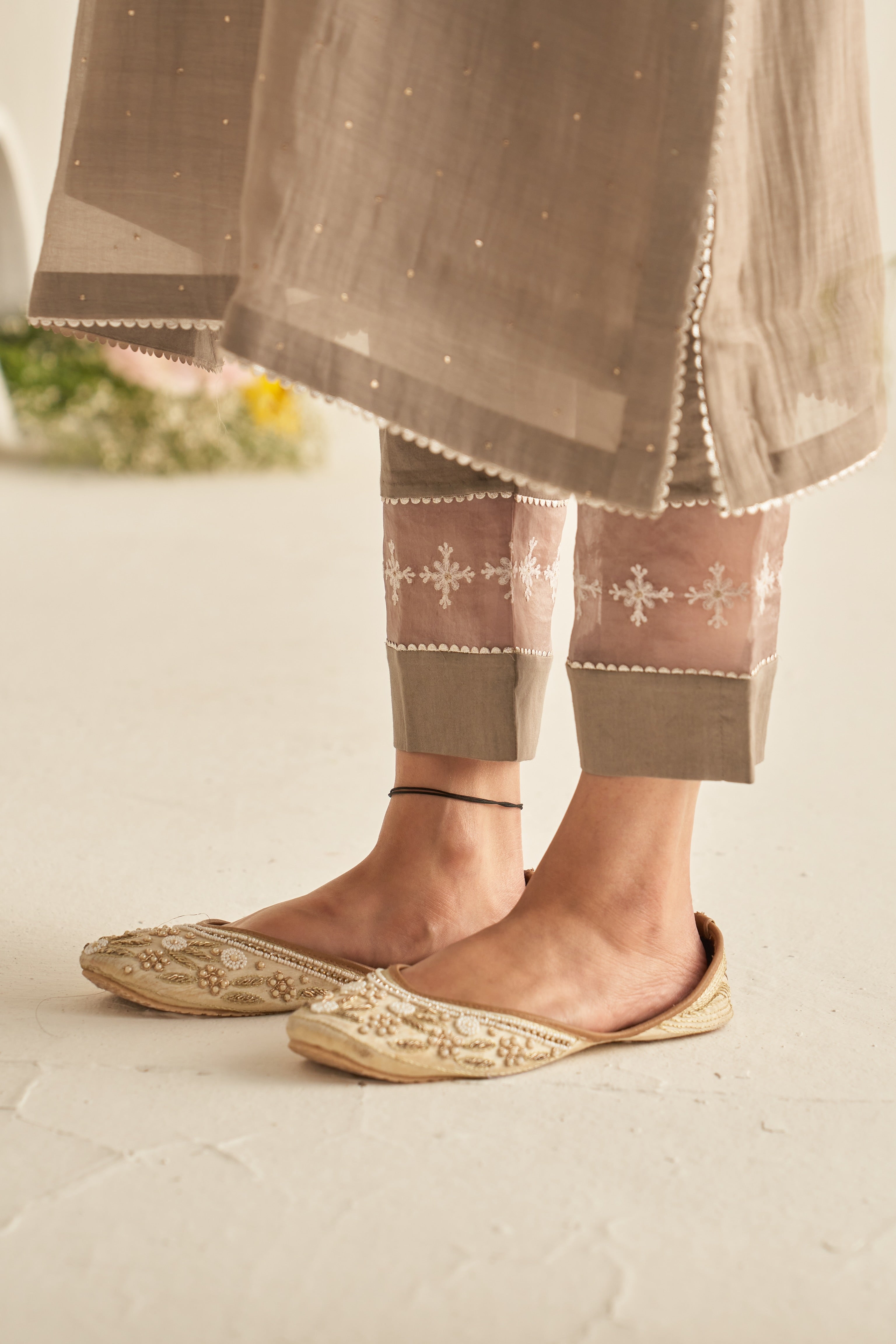 Grey mul chanderi straight kurta set