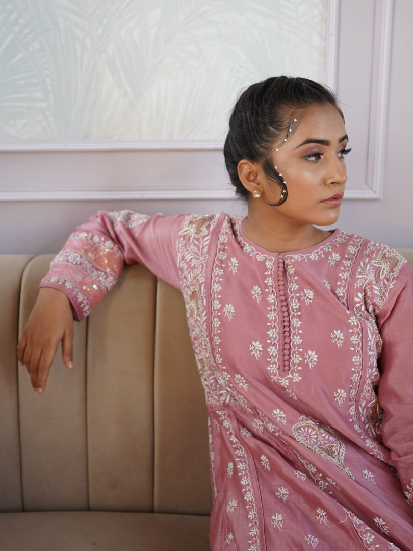 CHANDERI CORAL PINK KURTA WITH LUCKNOWI CHIKANKARI