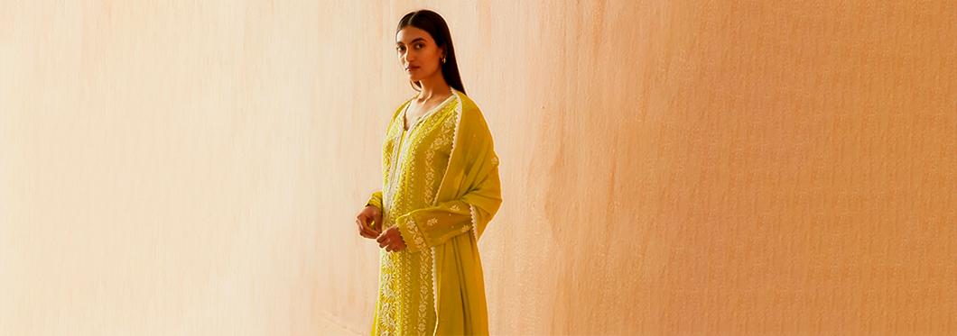 Chikankari Kurta Set: Elevate Your Wardrobe with Exquisite Craftmanship