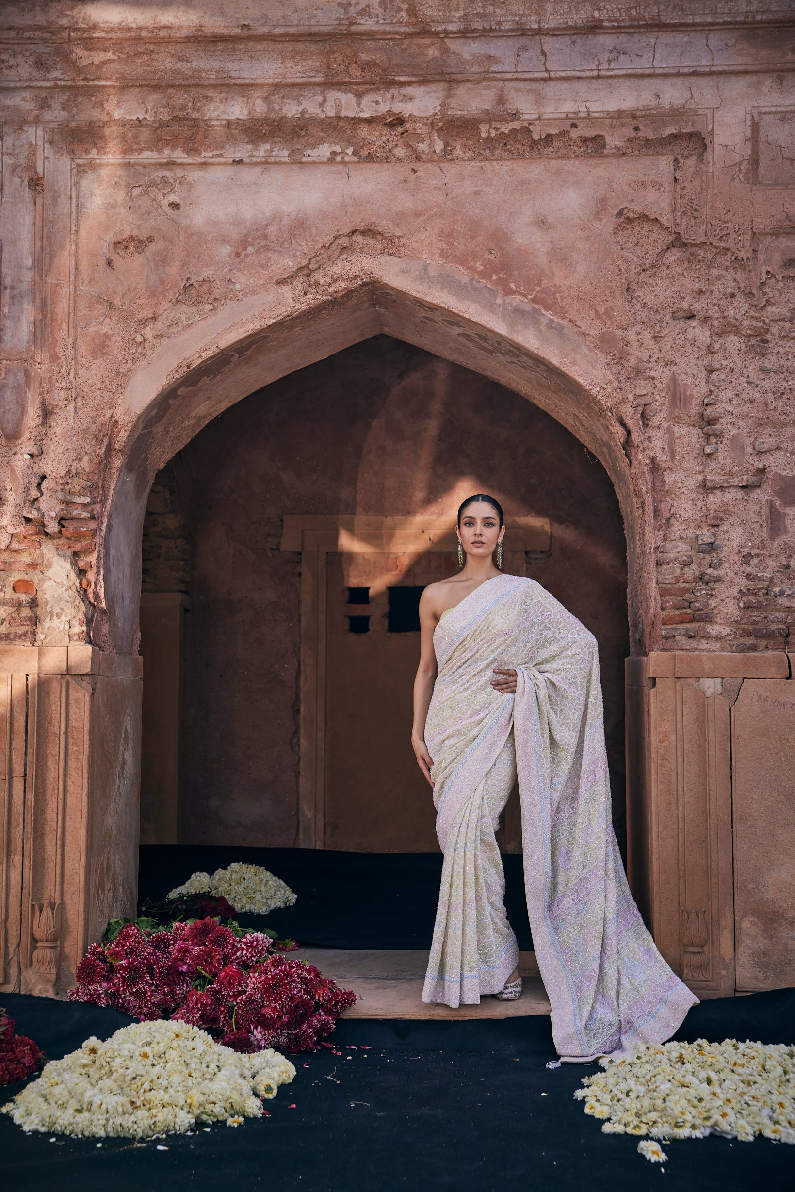 Maya Saree - Yellow Georgette Do - Taar Chikankari Saree