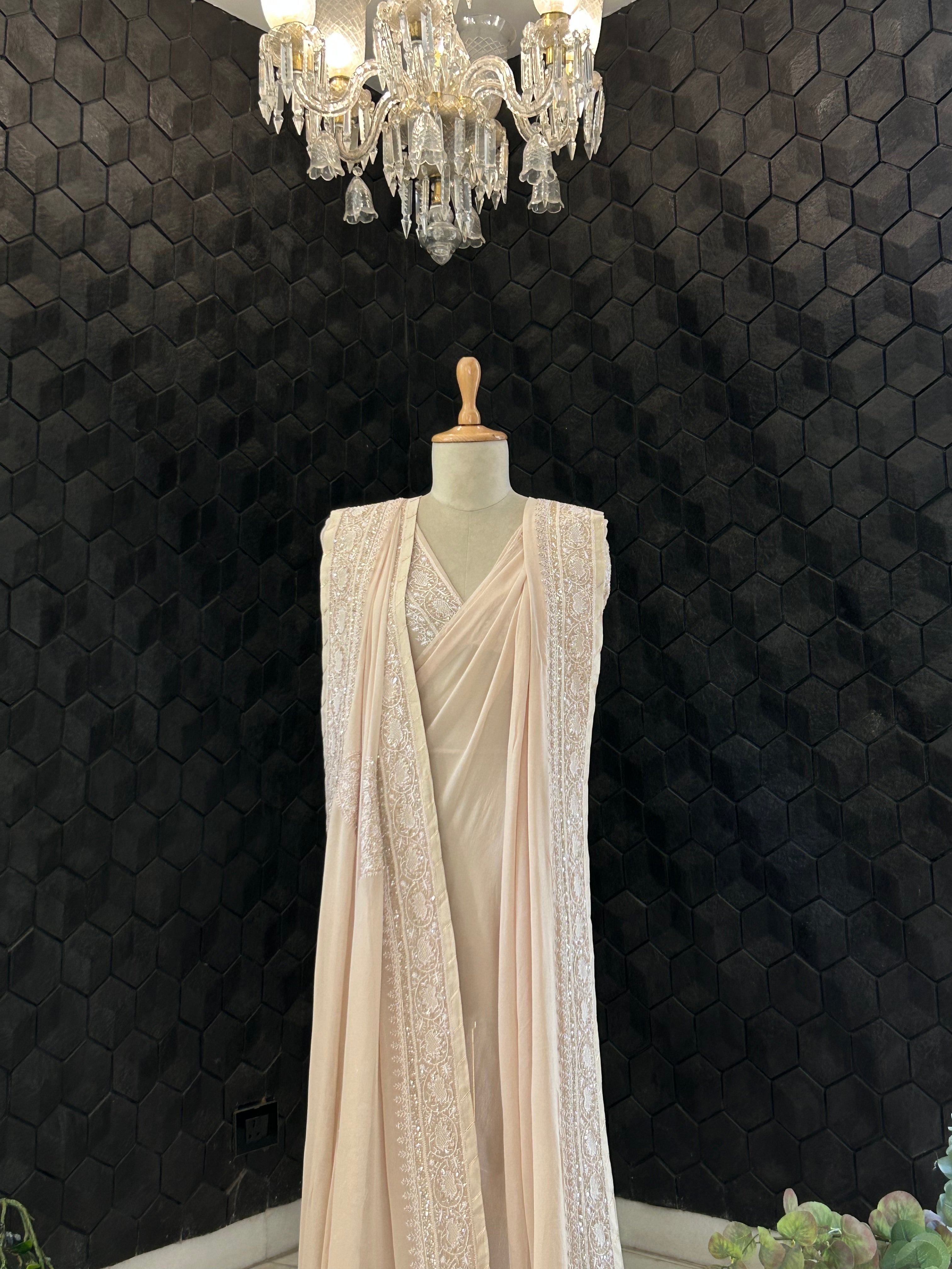 Dhaaga Signature Chikankari Paan Palla Saree
