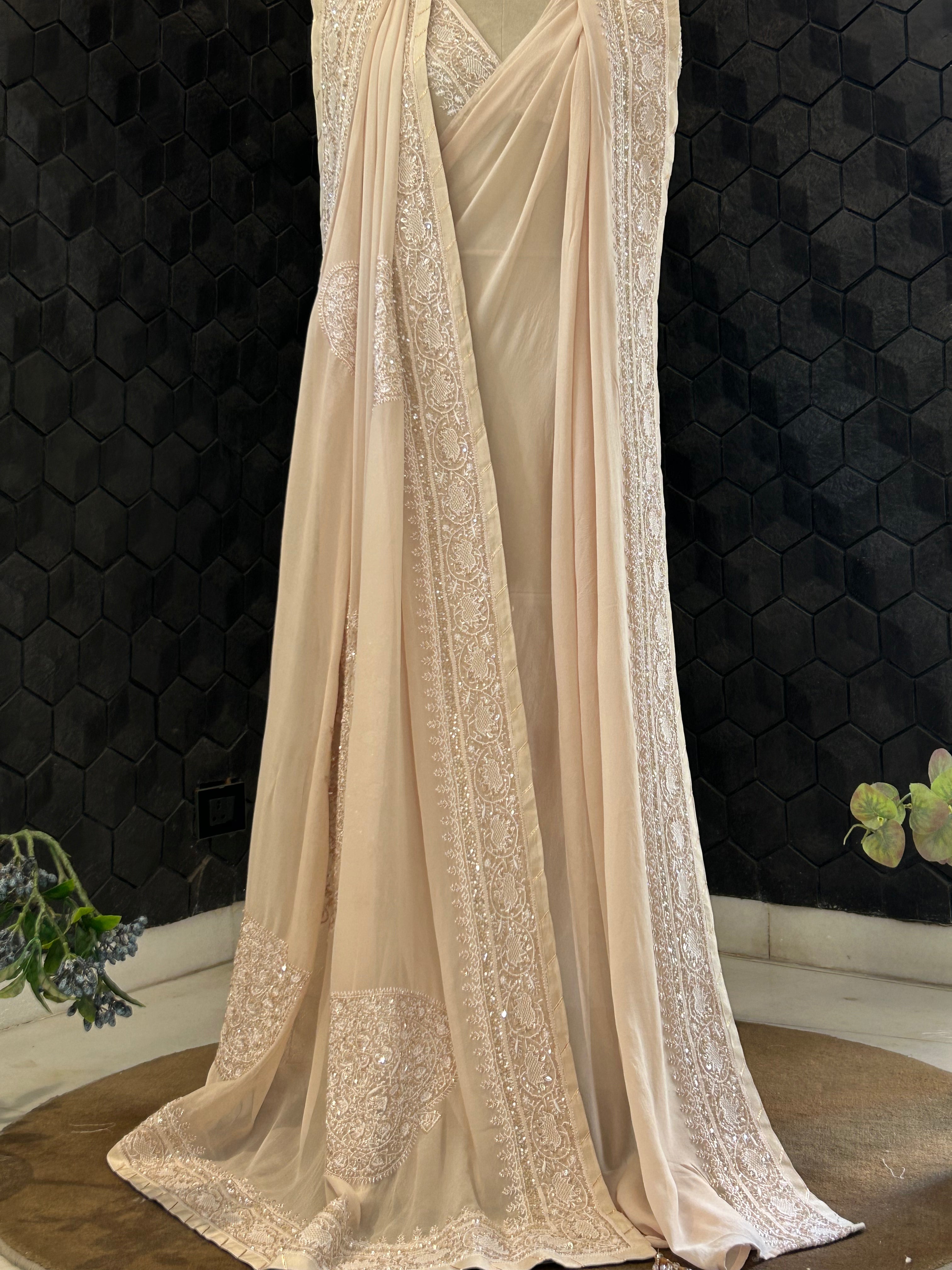 Dhaaga Signature Chikankari Paan Palla Saree