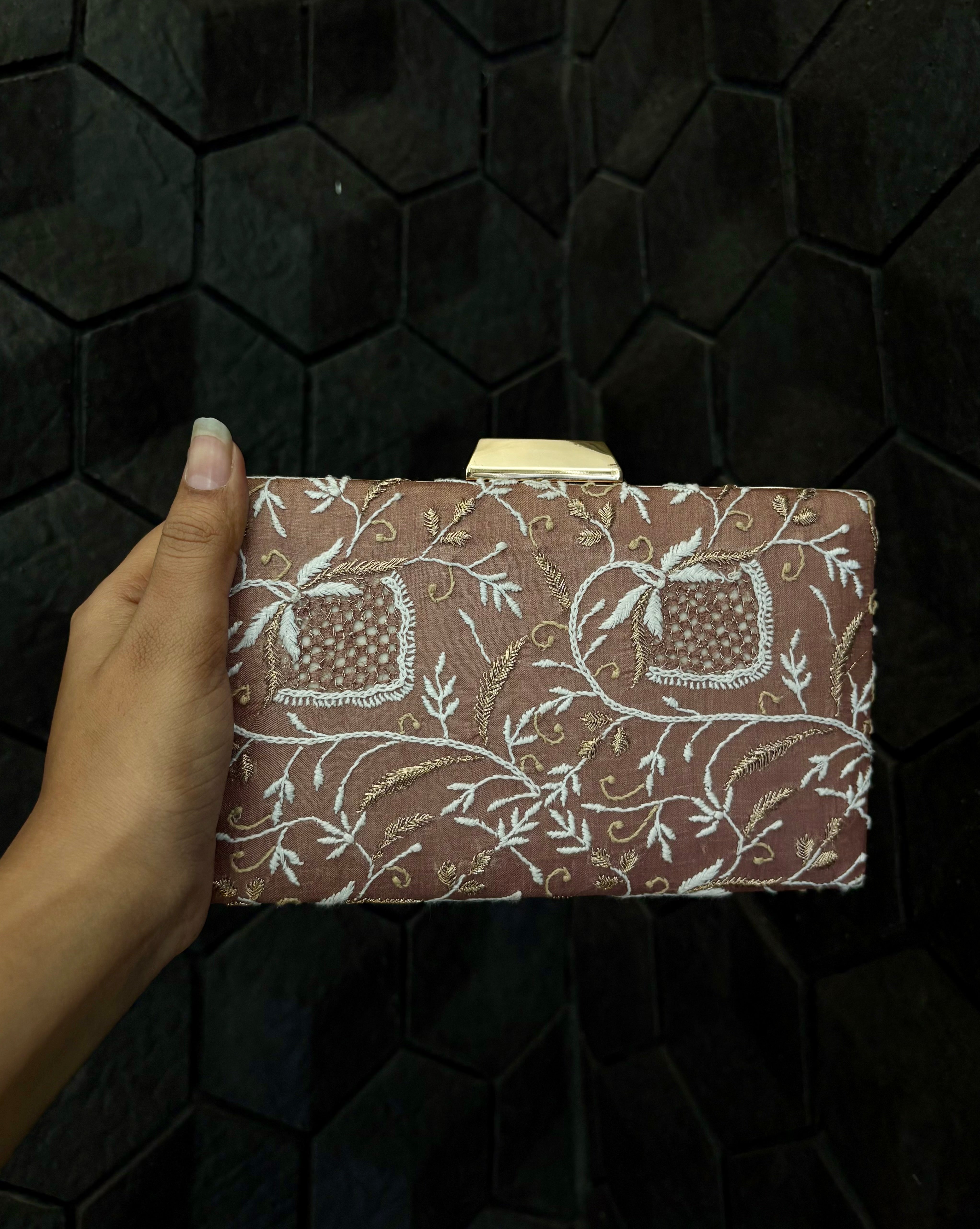 Mauve Chikankari Clutch