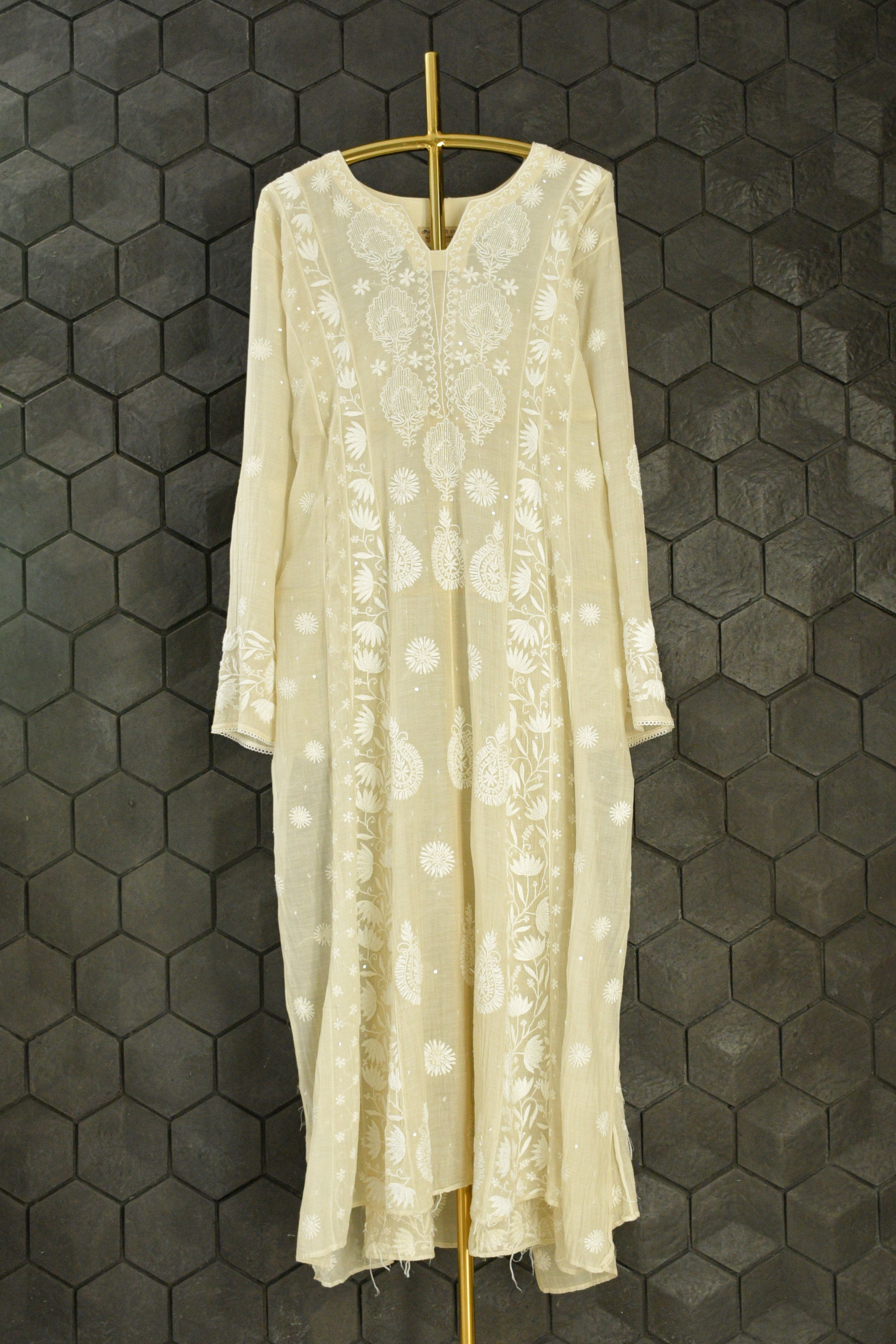 Cream Mul Chanderi Chikankari Kurta Set