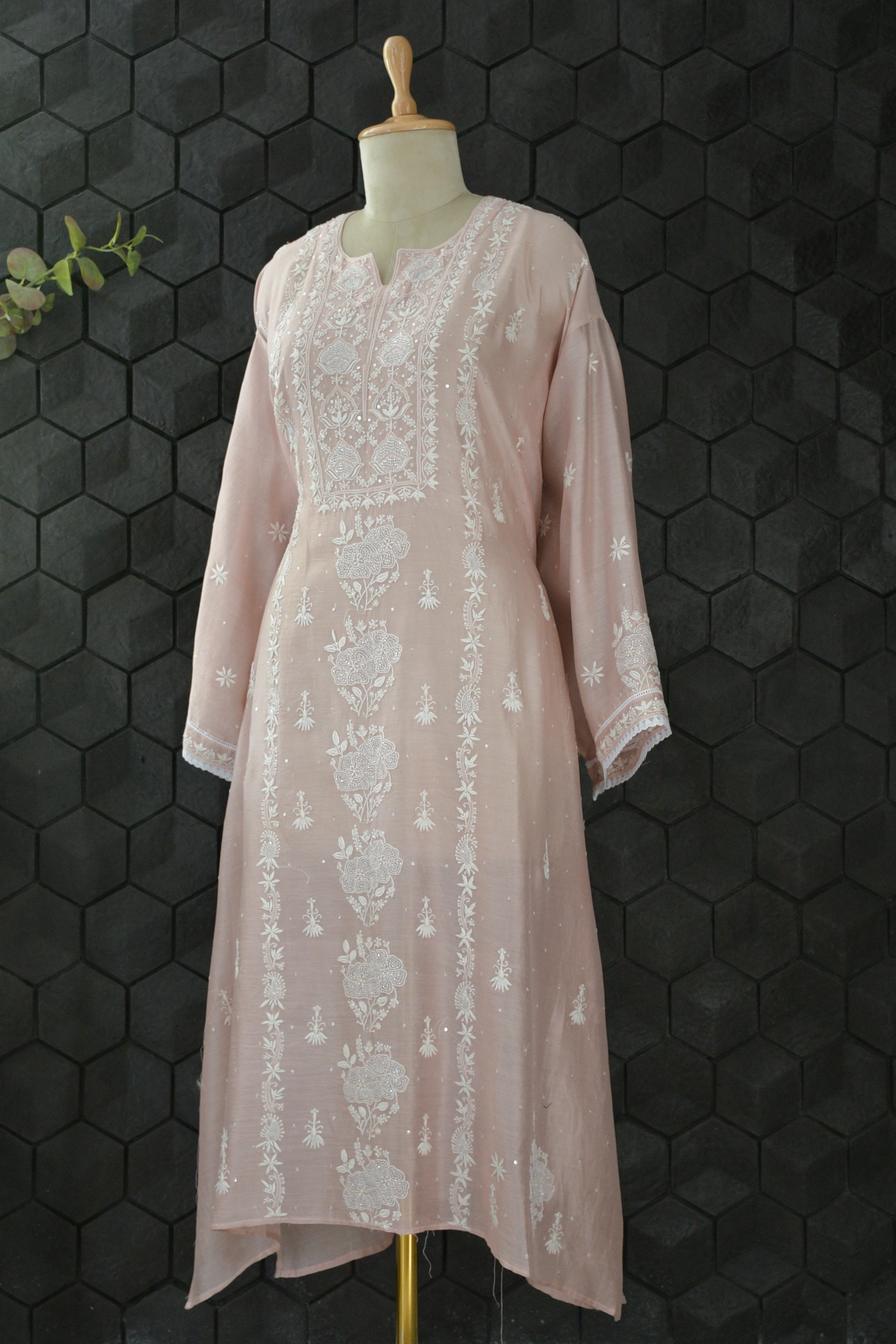 Pink mul chanderi chikankari suit set