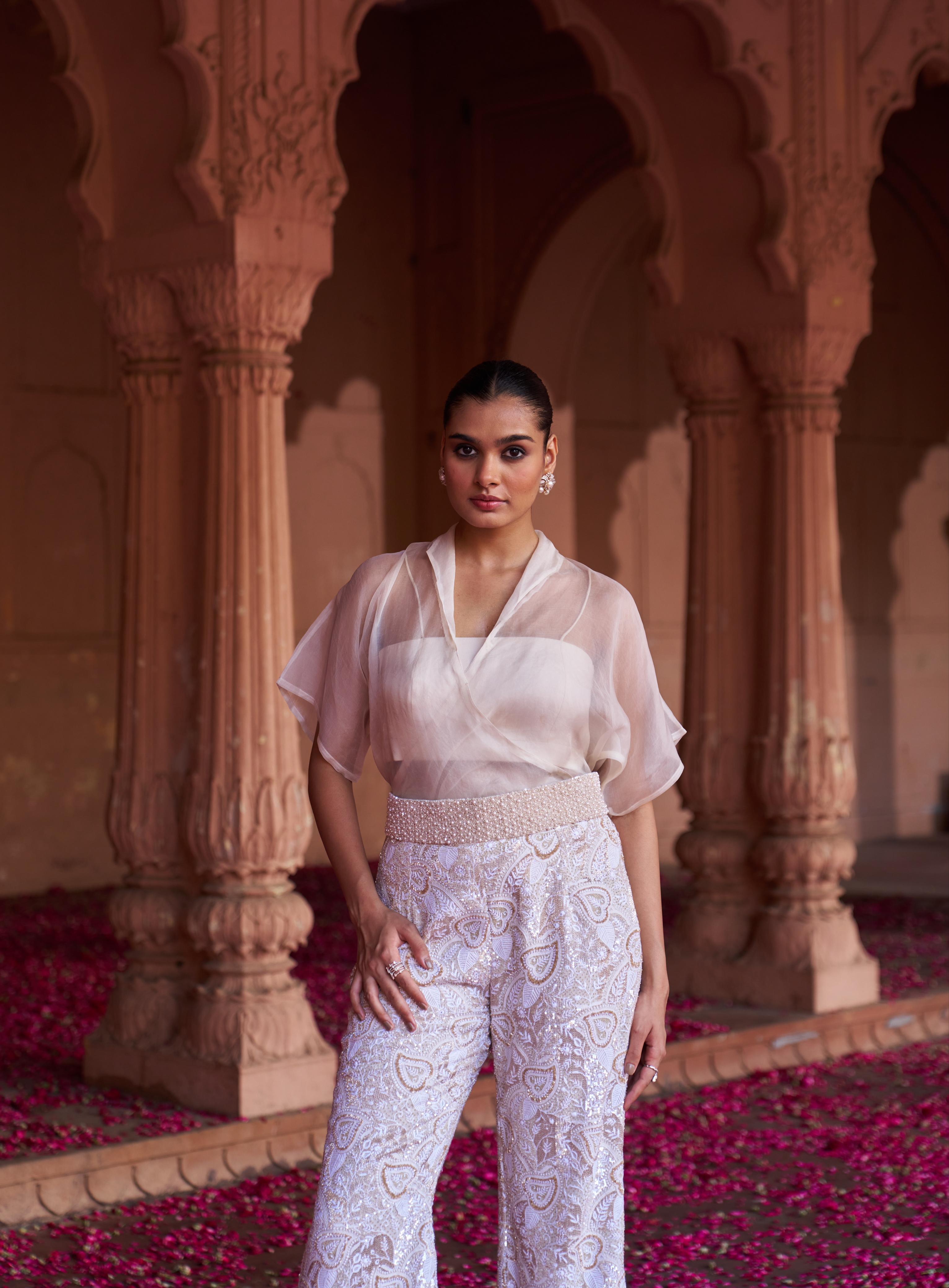 Ek-taar Chikankari Pants and Shirt set