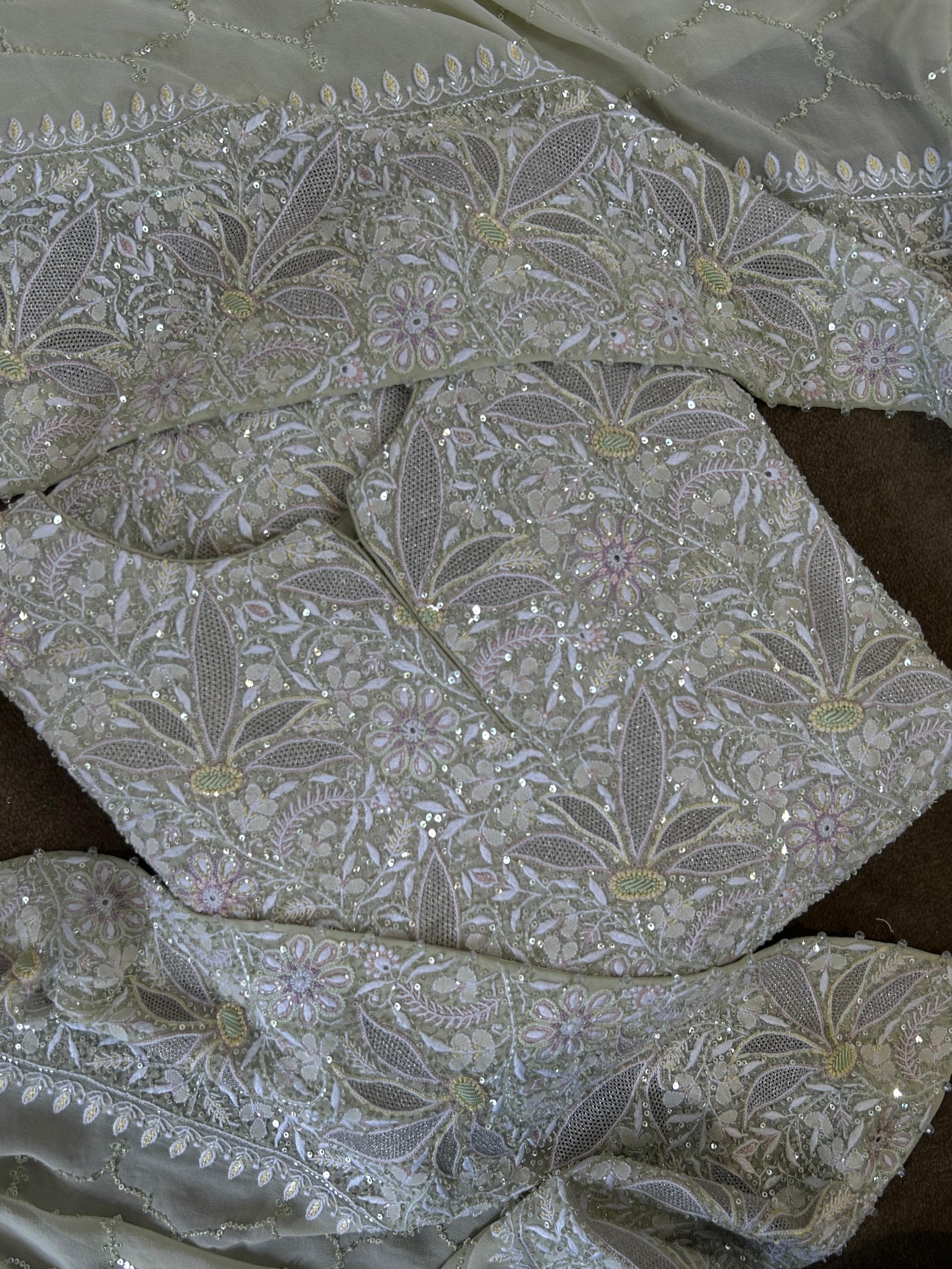 Ek-taar Chikankari Kurta Set with Jaali Bootas