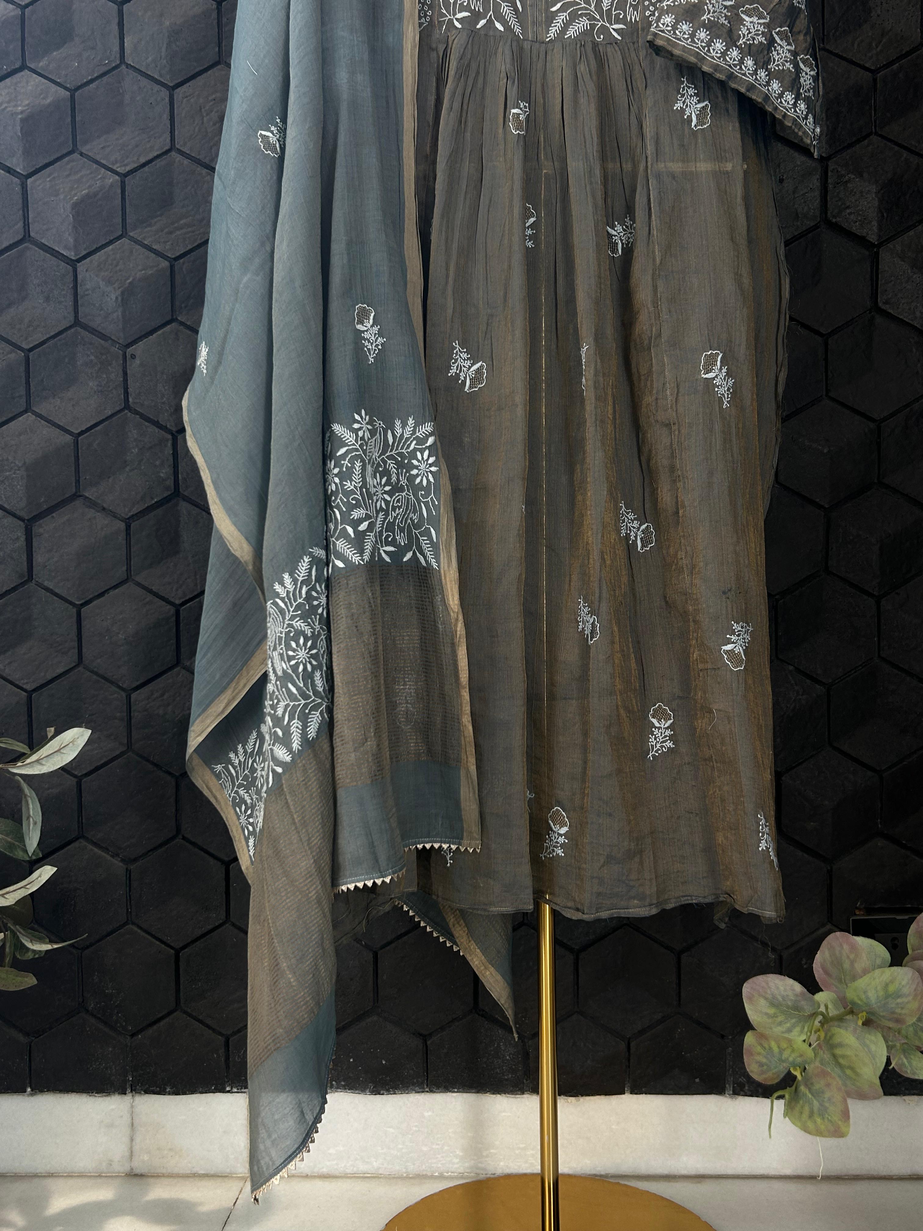 Grey tissue chikankari krta set