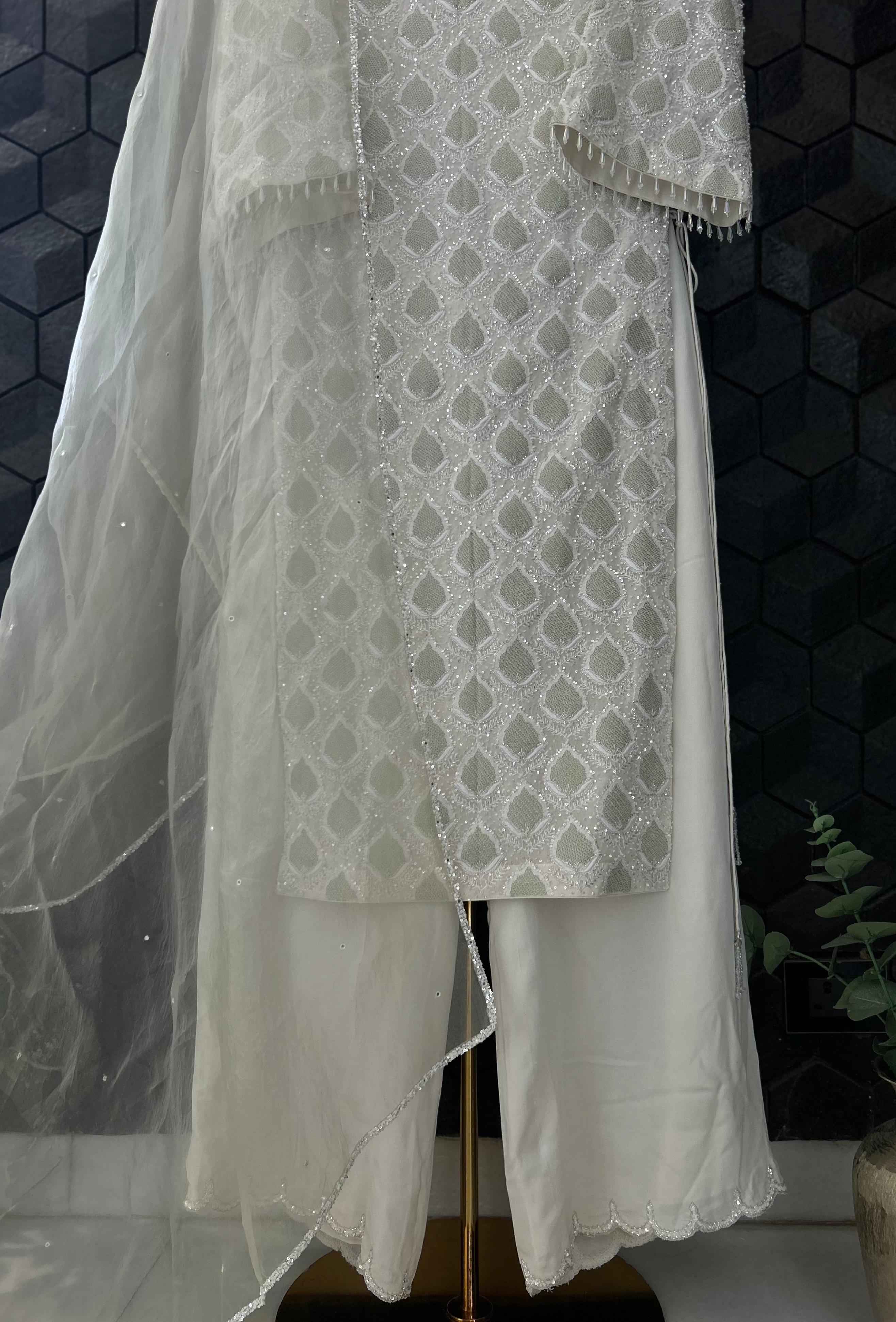 Ek-taar georgette chikankari kurta set