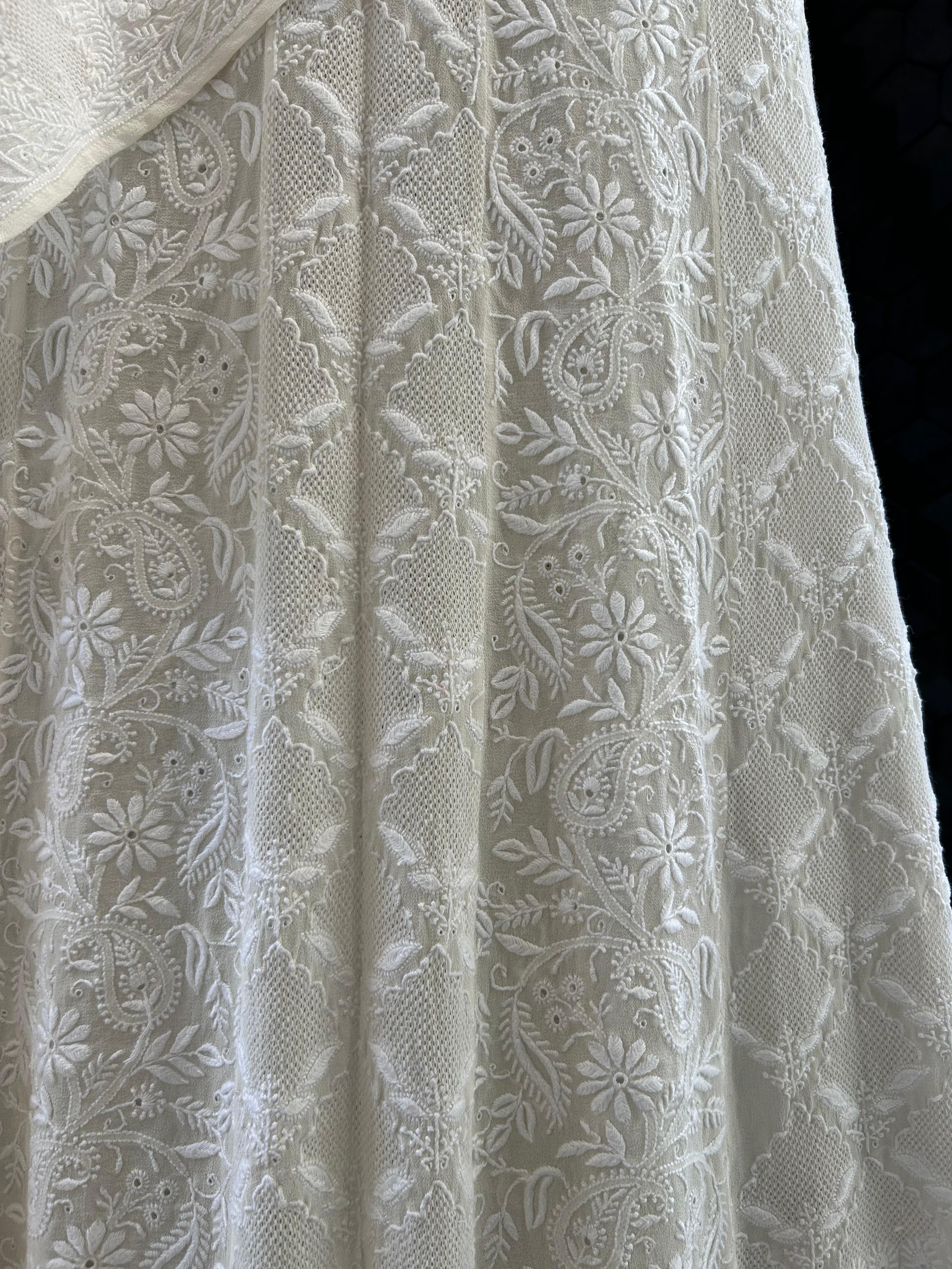 White Georgette ek - taar chikankari lehenga set