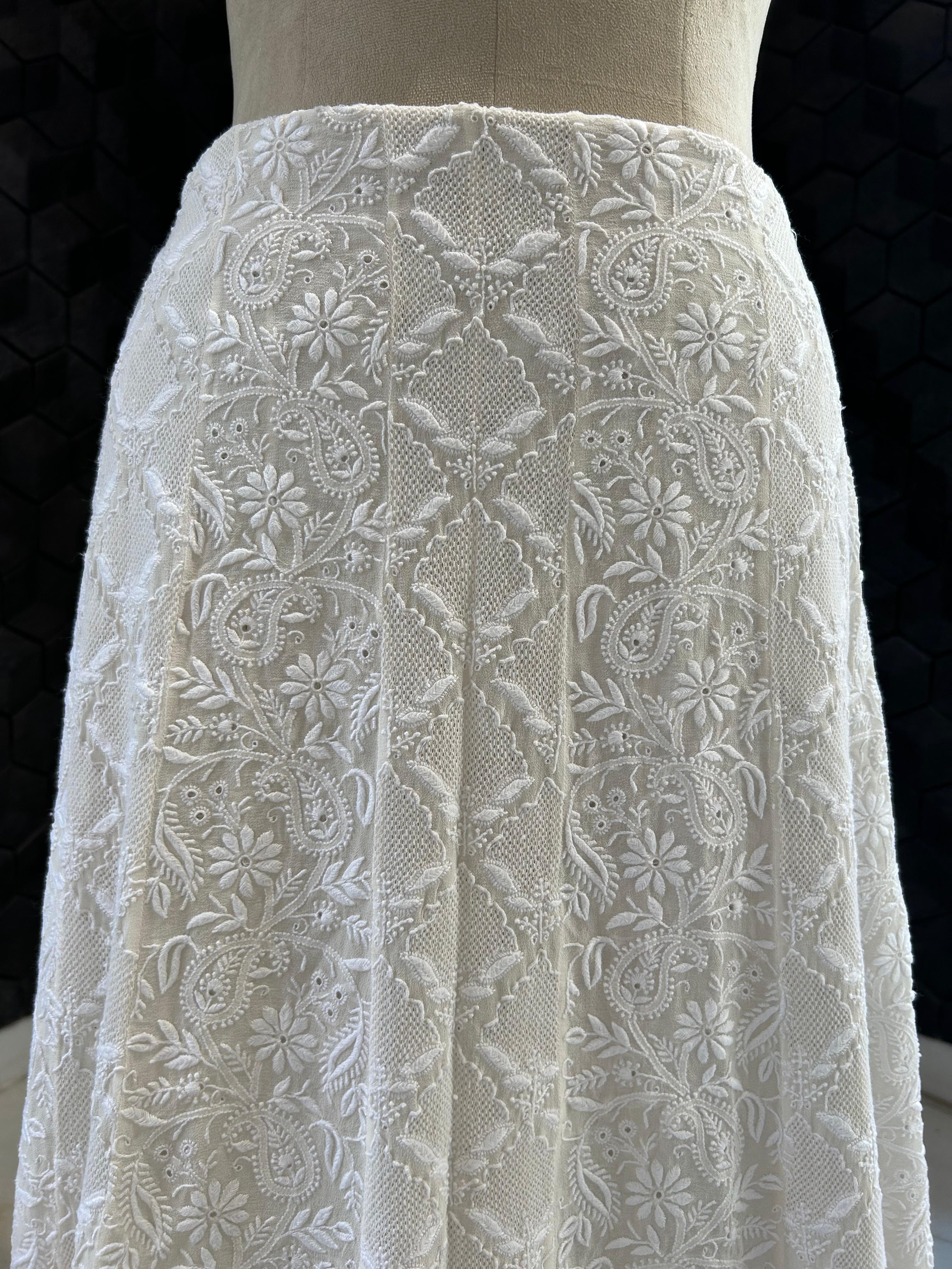 White Georgette ek - taar chikankari lehenga set