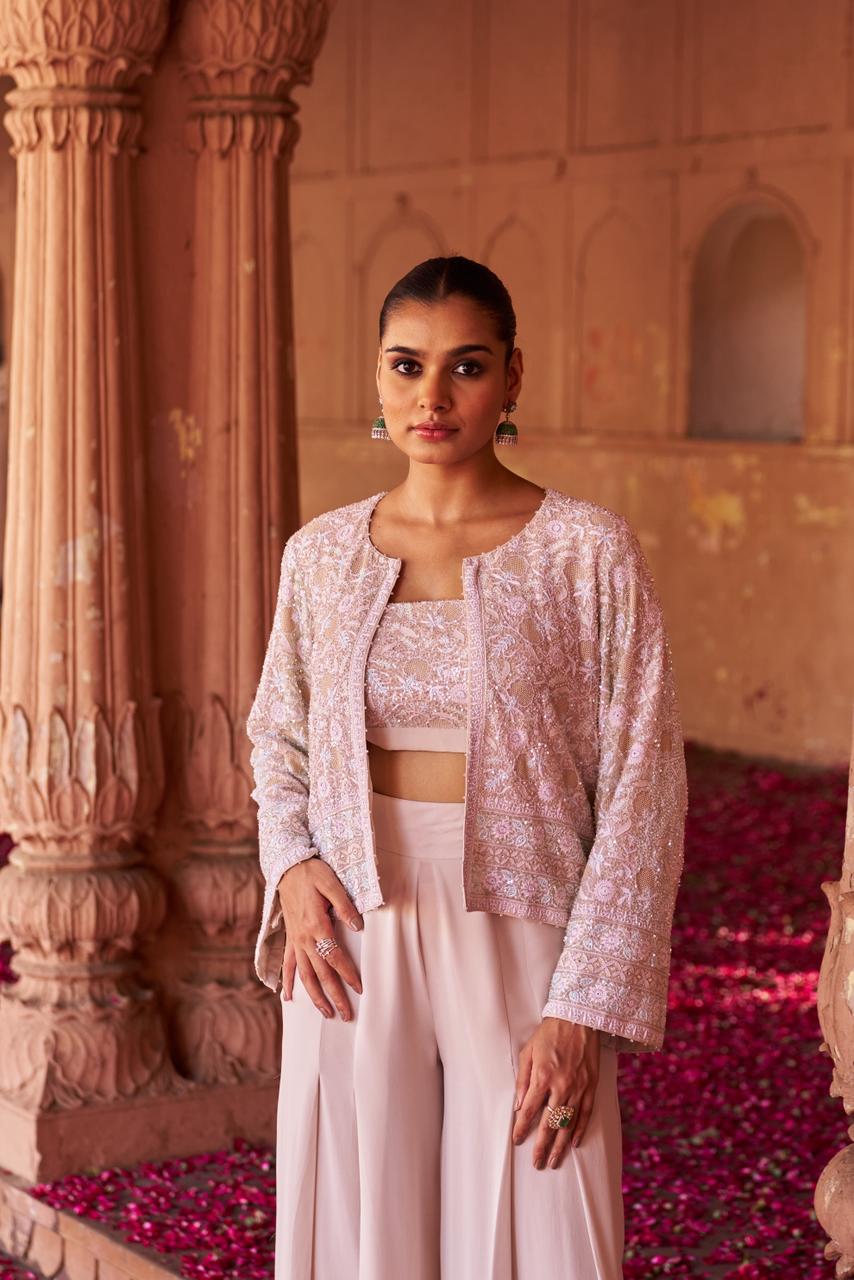 Sand georgette ek-taar chikankari gilet set