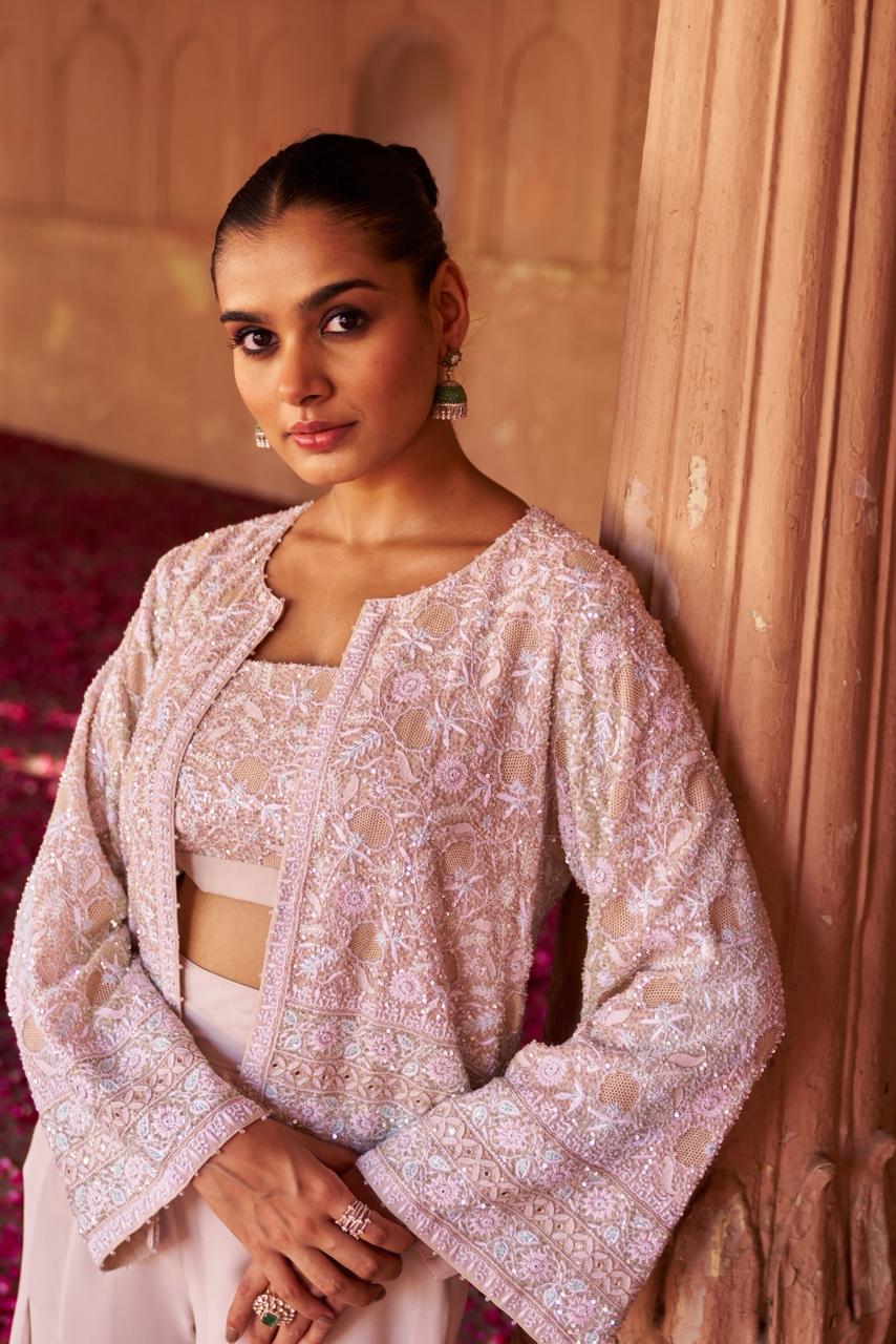 Sand georgette ek-taar chikankari gilet set