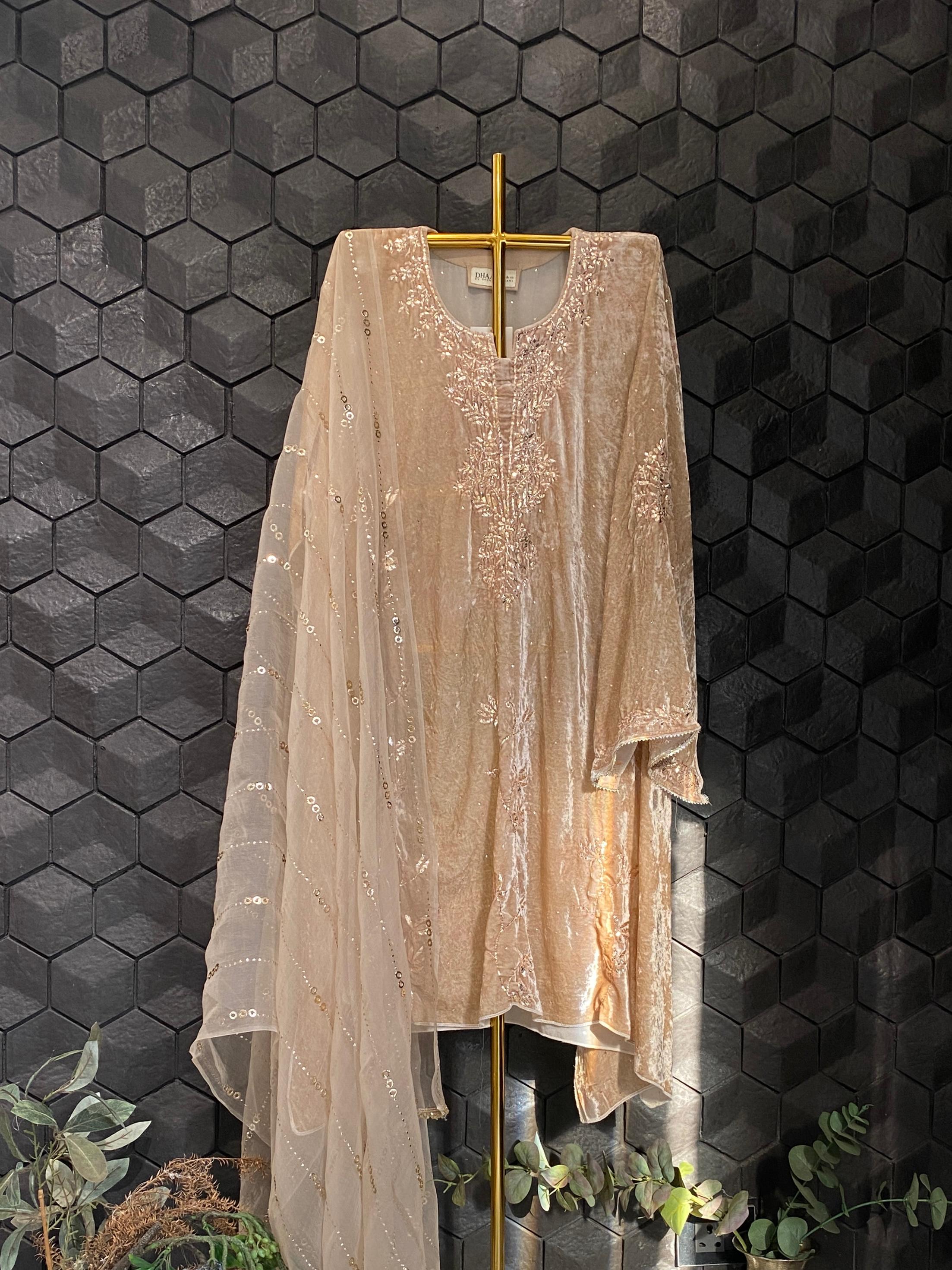 Brown velvet mukaish kurta set