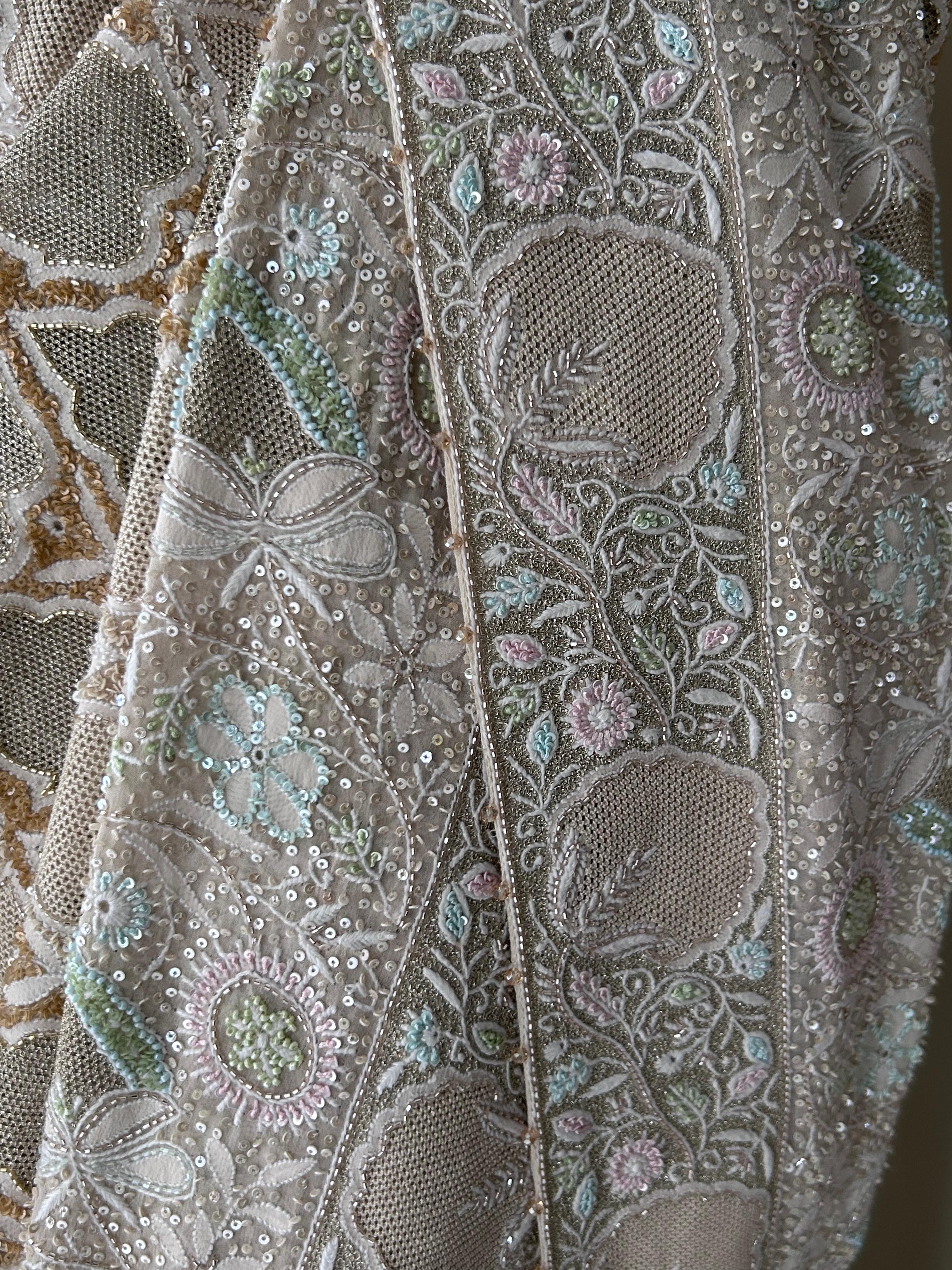 Ivory ek-taar georgette chikankari saree