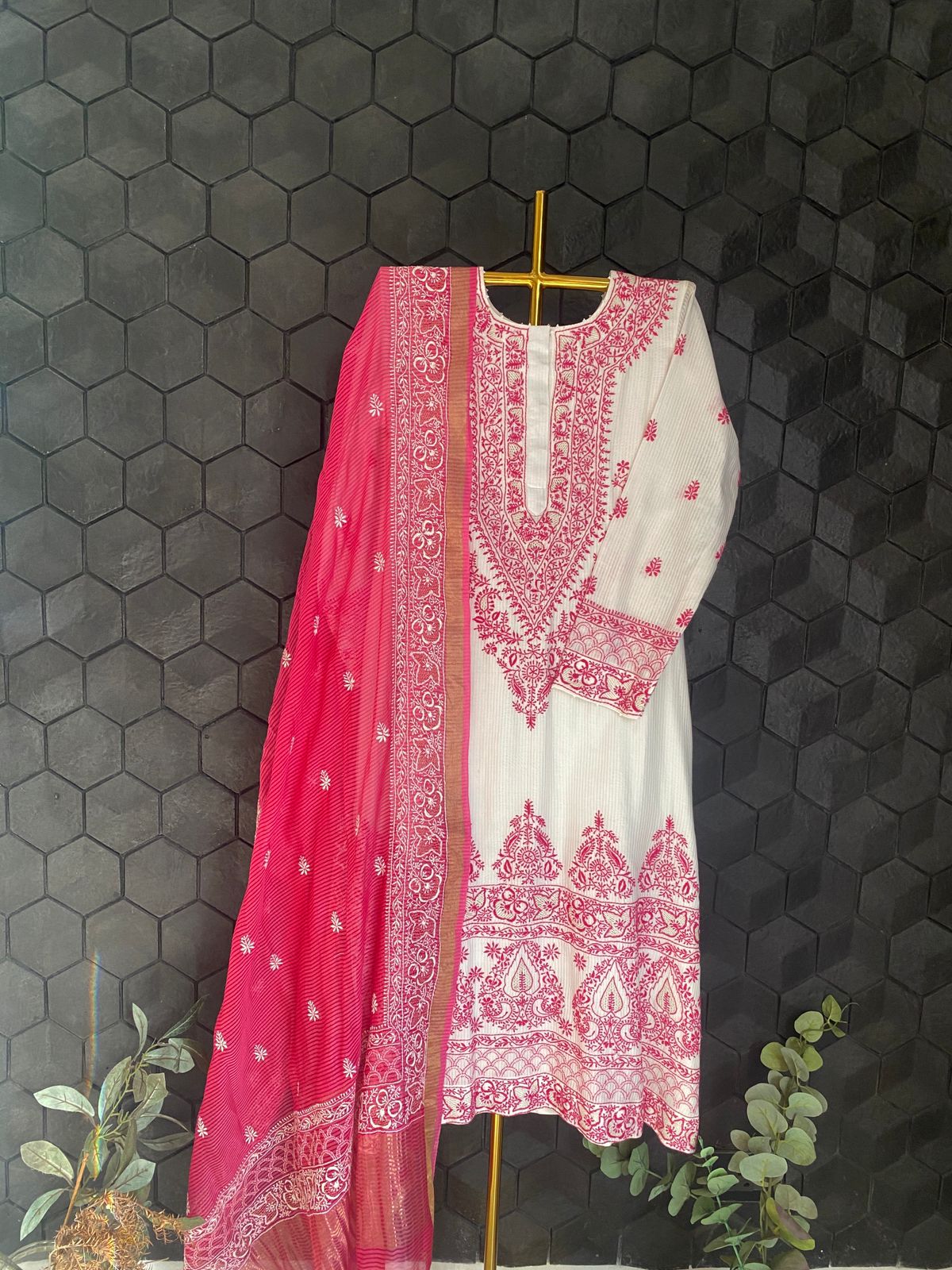 White maheshwari chikankari kurta set