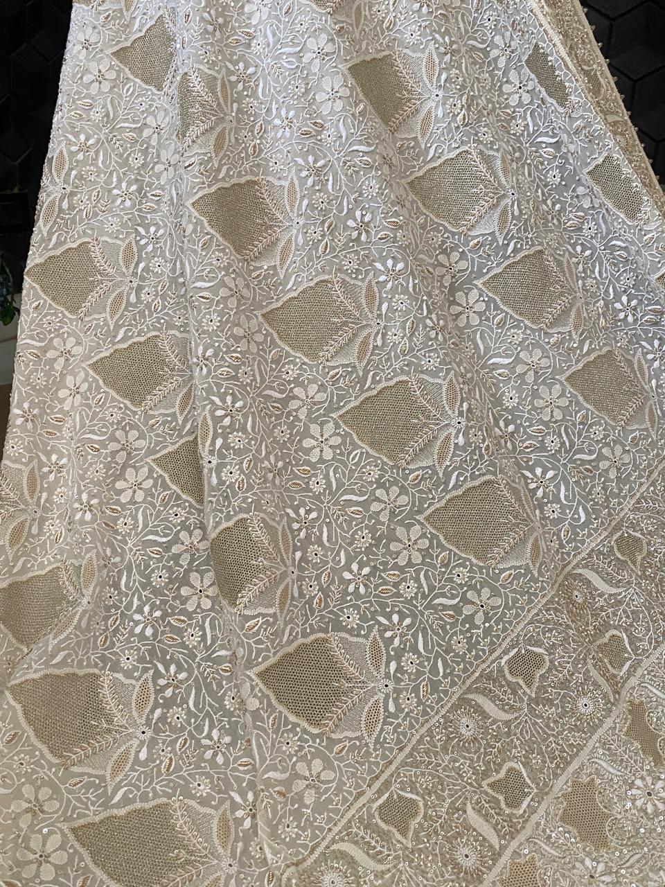 Ivory Georgette Ek Taar Saree with Statement Paan Boota