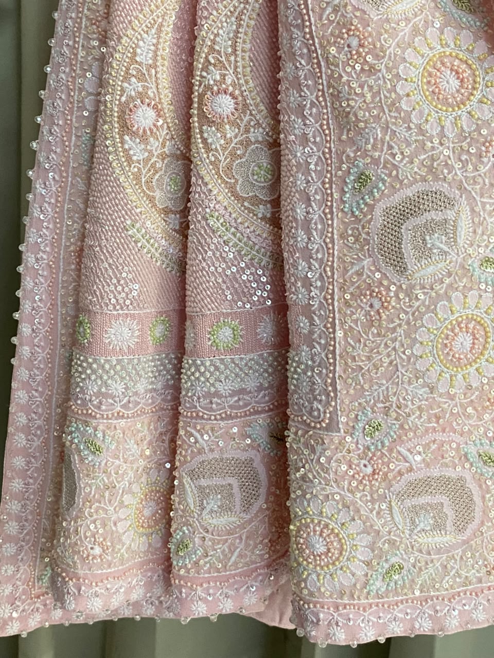 Pink georgette ek-taar chikankari dupatta
